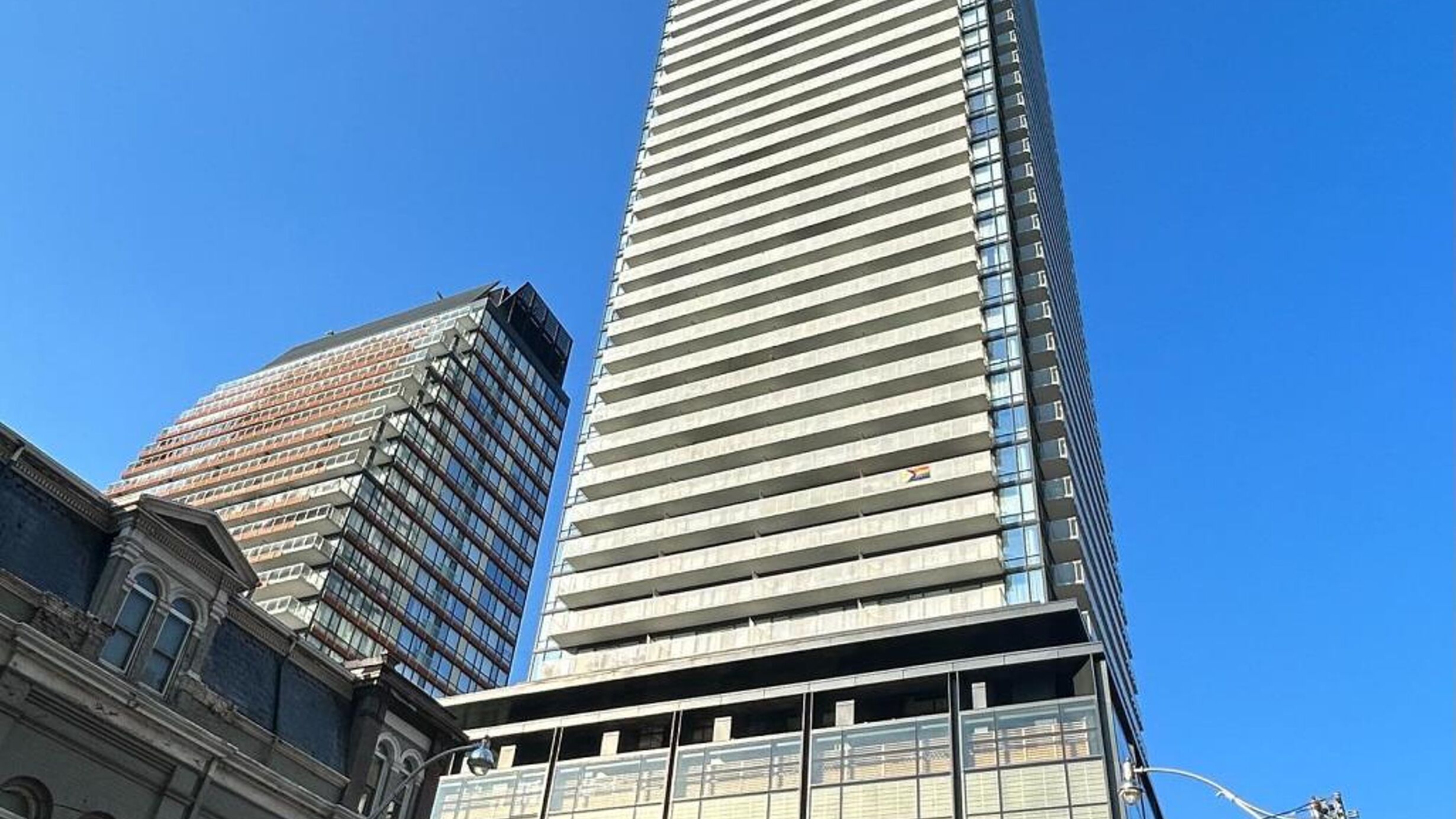 4508 - 501 YONGE STREET Image