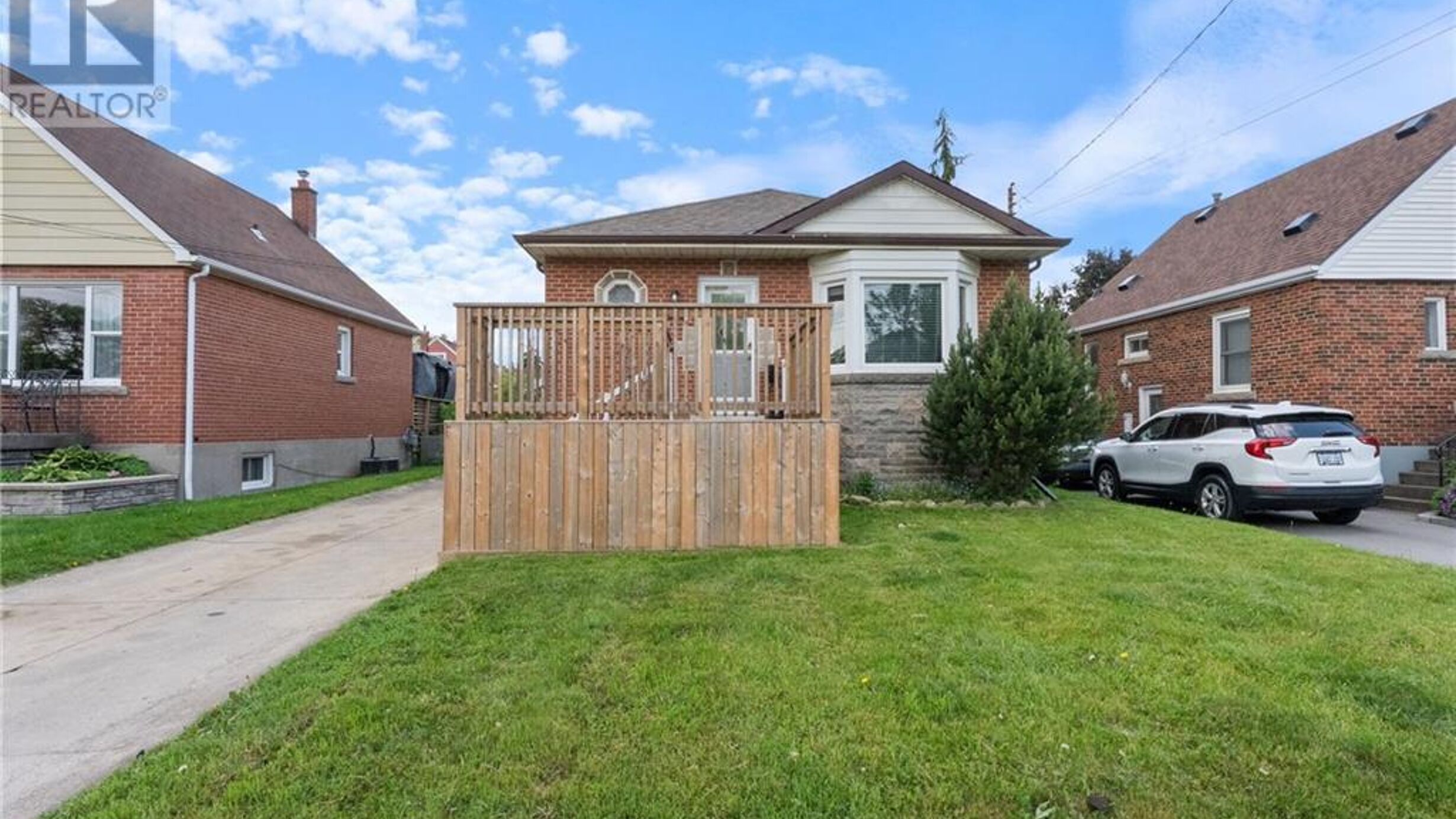 280 MONTROSE Avenue Image