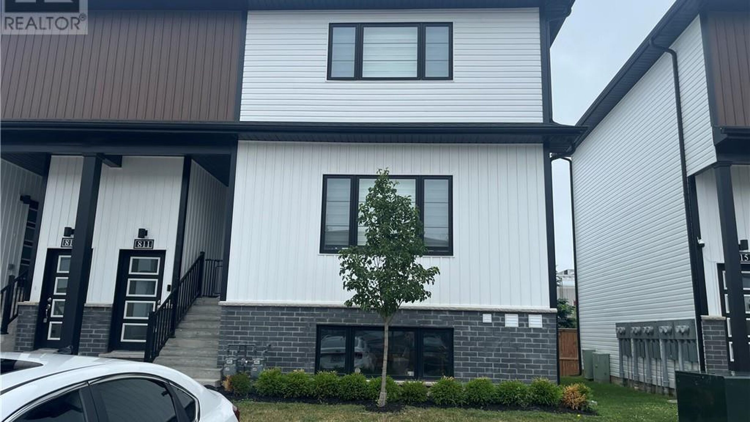 4263 FOURTH Avenue Unit# 821 Image
