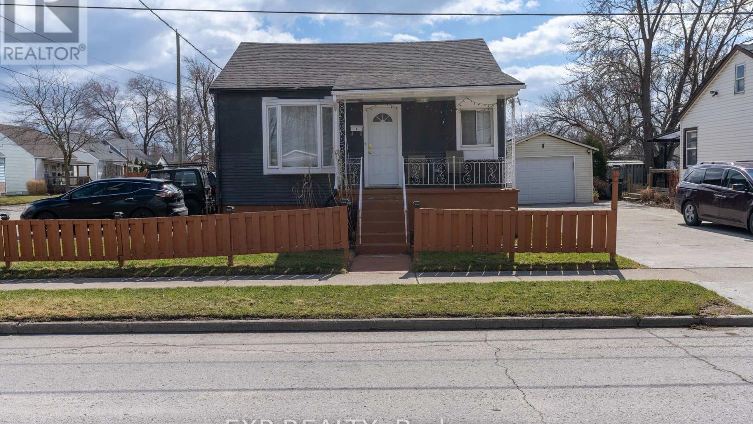 4 HOMEWOOD AVENUE Image