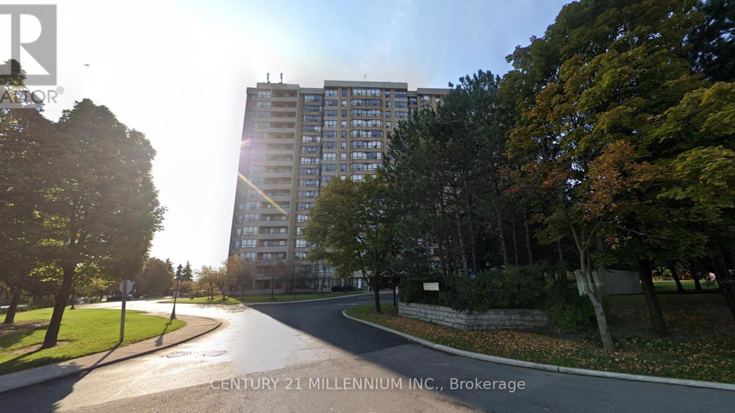 209 - 10 MALTA AVENUE Image