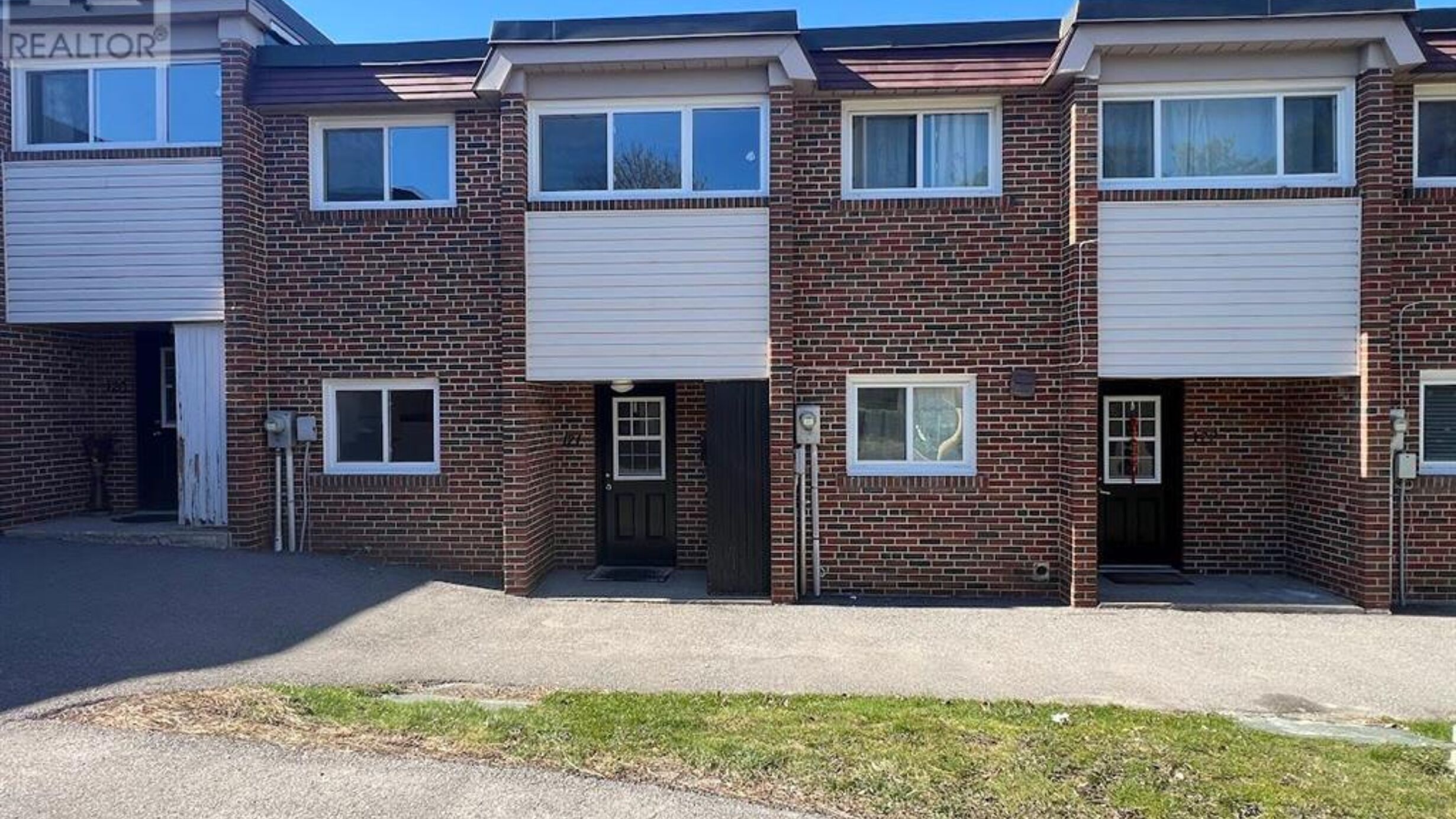 121 - 69 GODSTONE ROAD Image