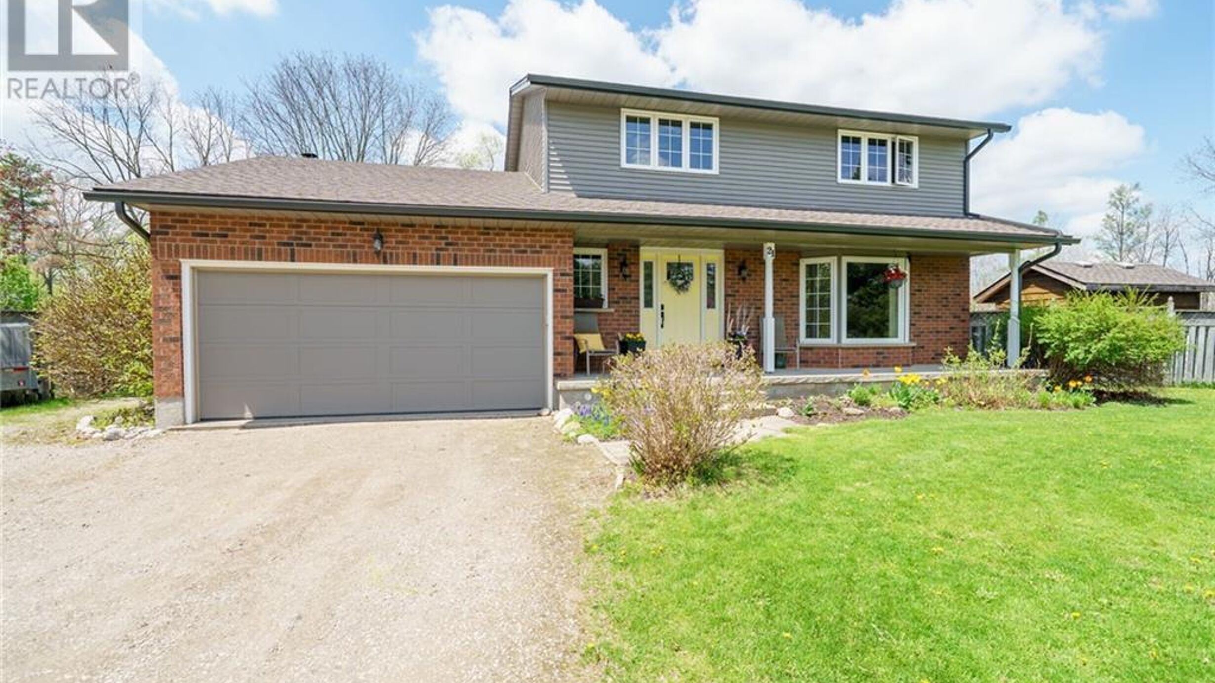 21 HUGHSON Street Image