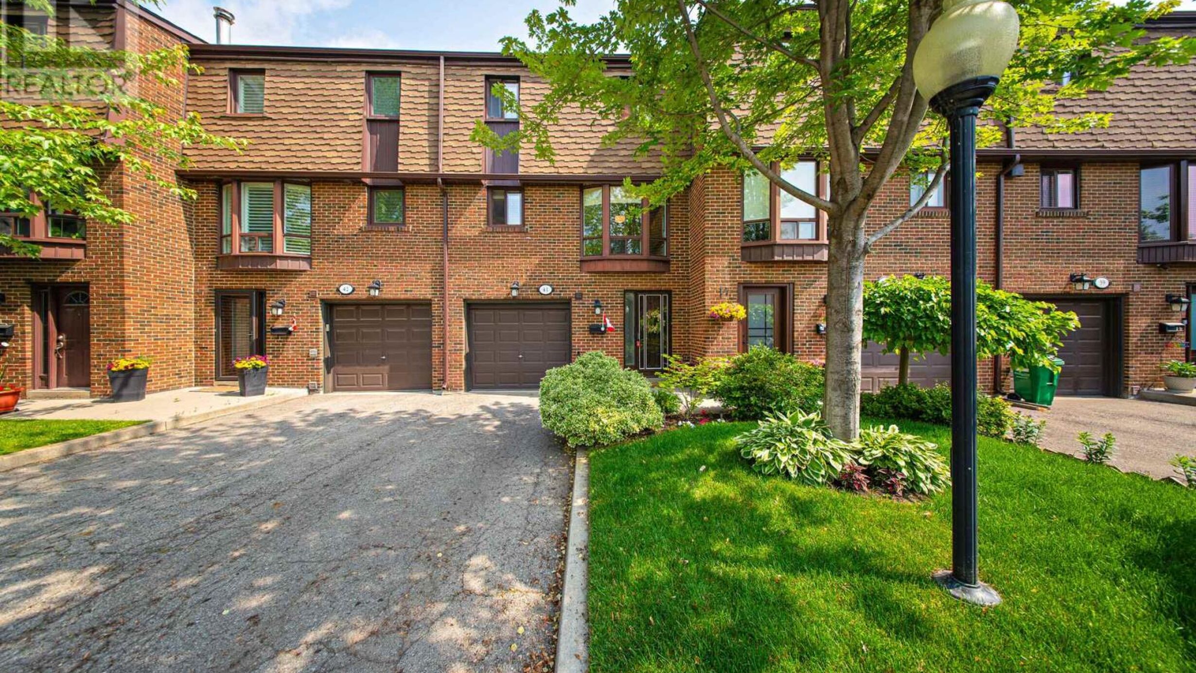41 - 3395 CLIFF ROAD N Image