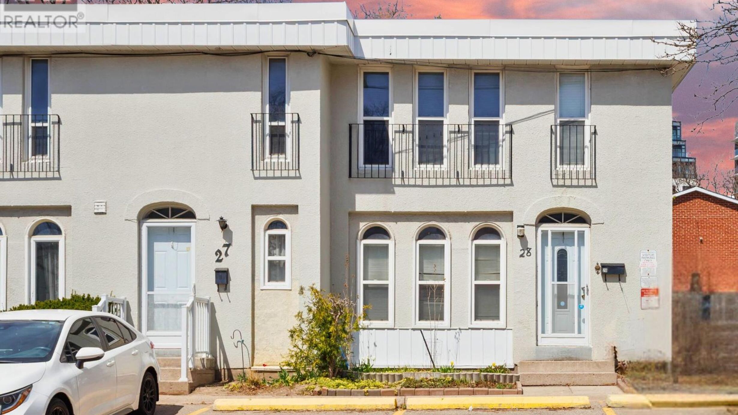 28 - 2075 WARDEN AVENUE Image