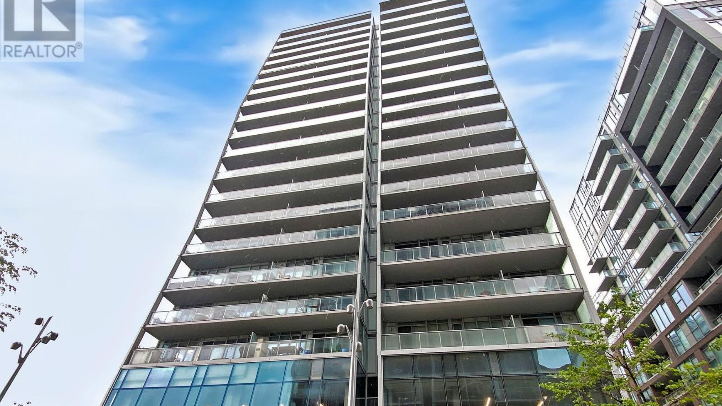 501 - 15 BASEBALL PLACE Image