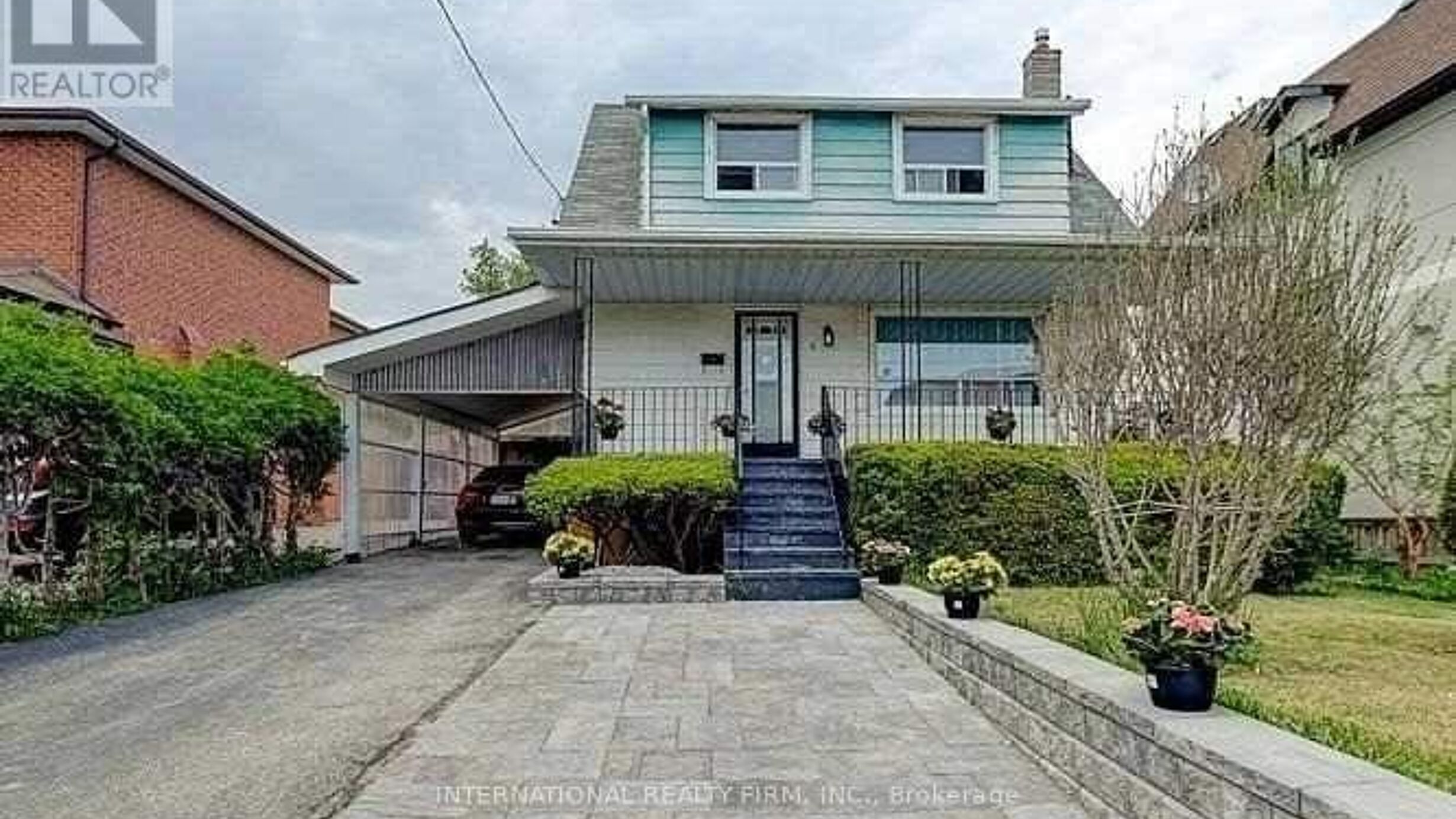 8 FARRELL AVENUE Image