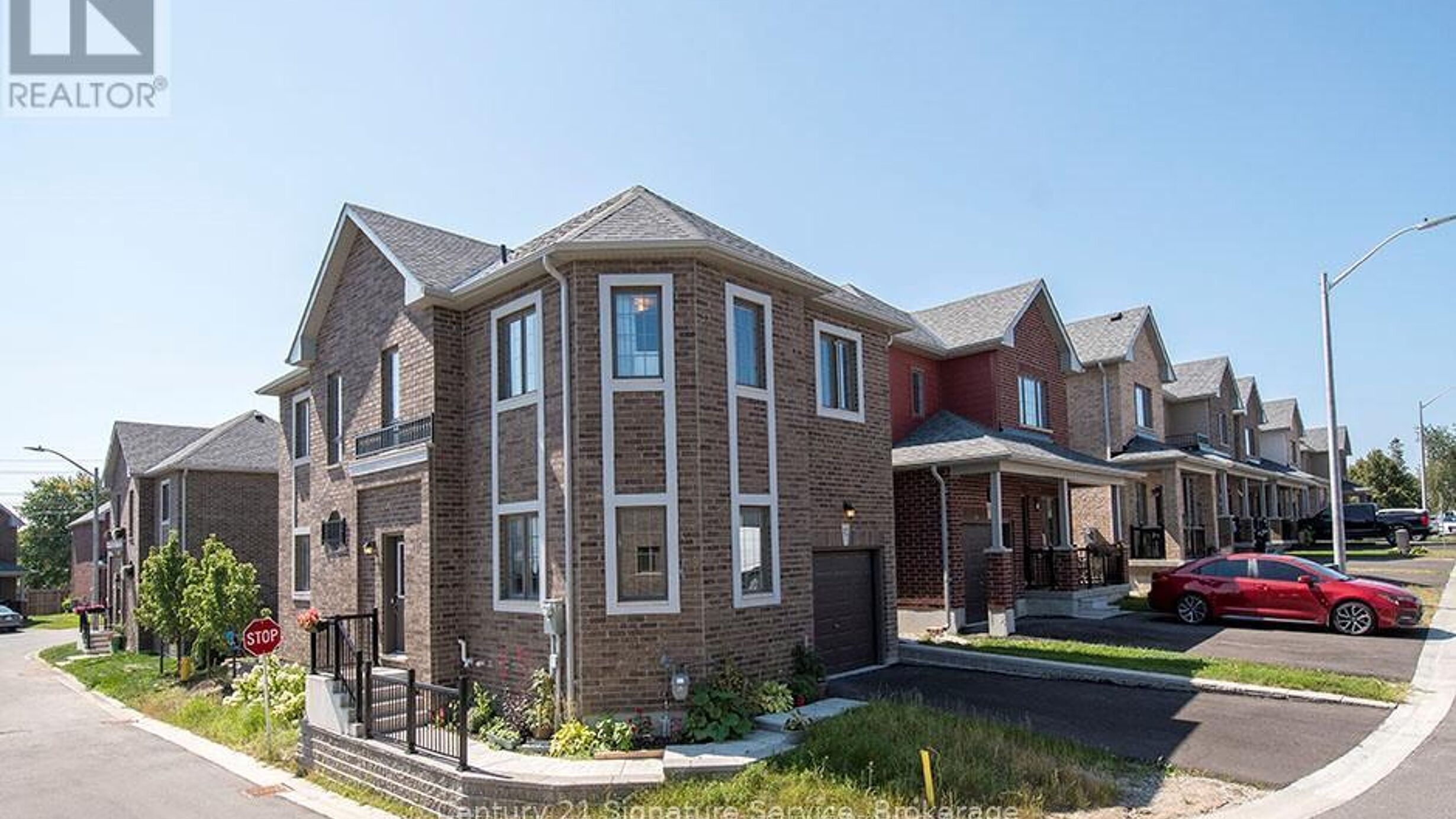 42 BEDFORD ESTATES CRESCENT Image