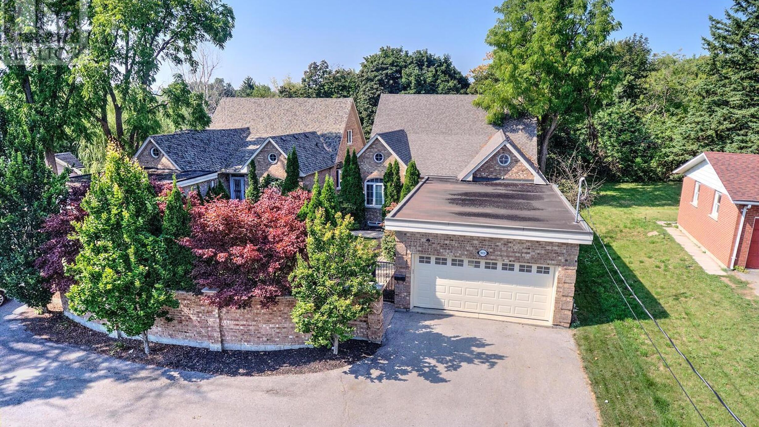 9838 KEELE STREET Image