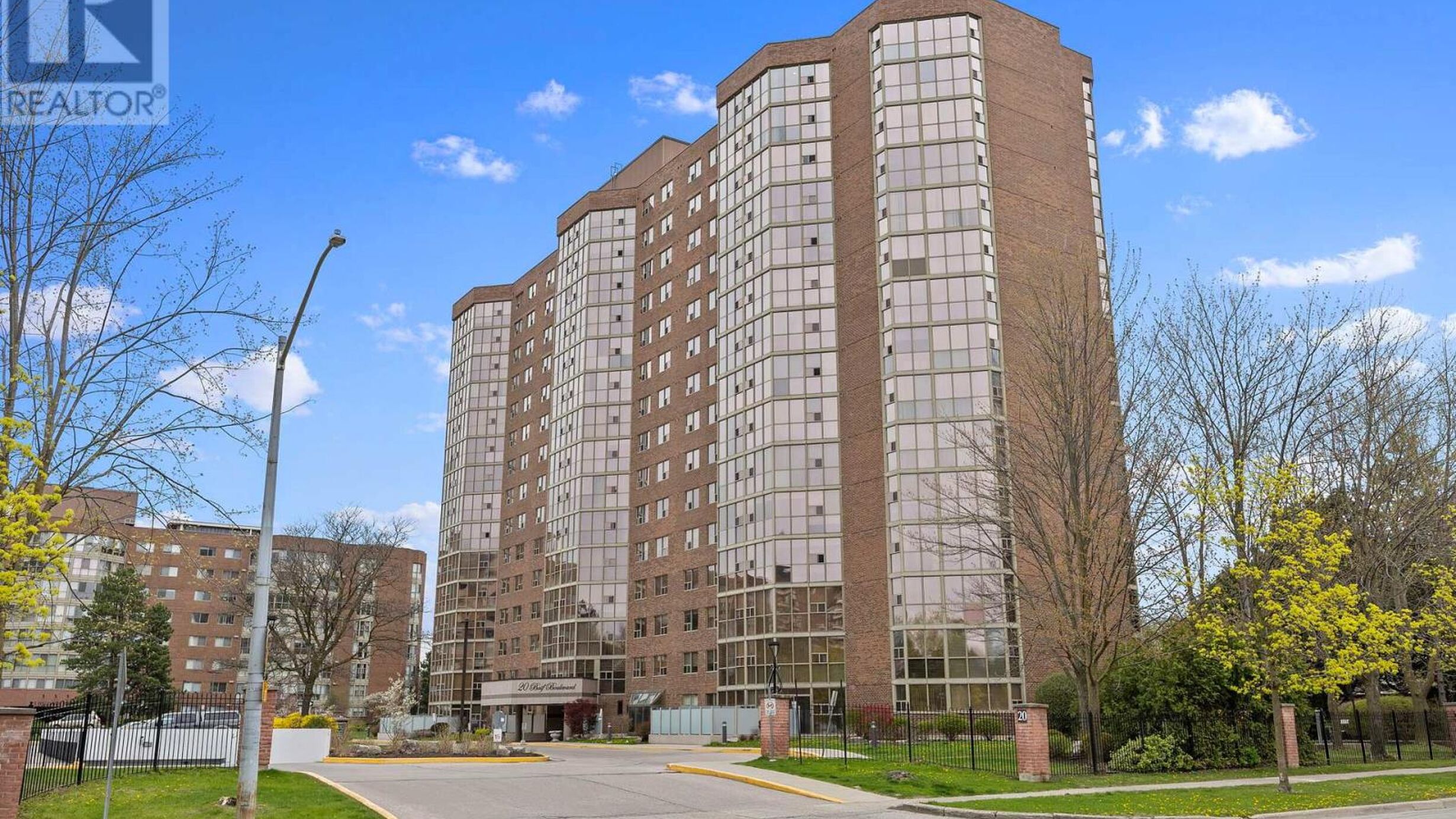 709 - 20 BAIF BOULEVARD Image