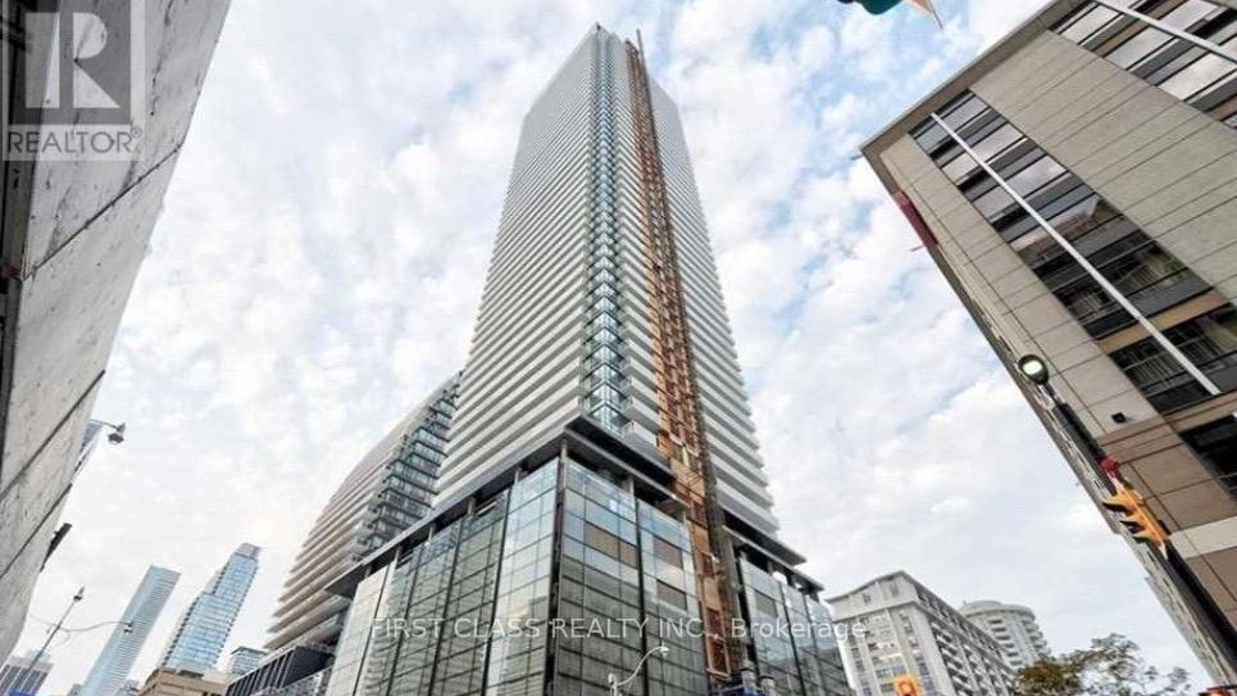 4302 - 501 YONGE STREET Image
