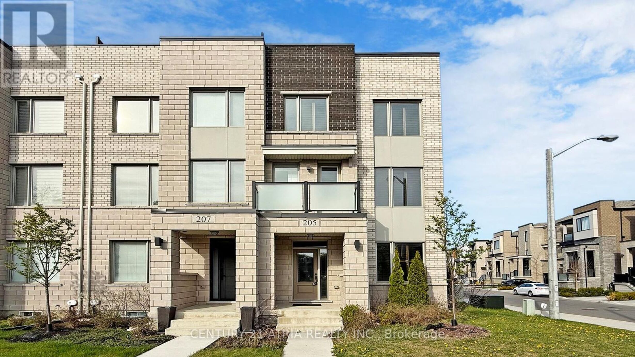 205 THE DONWAY EAST Image