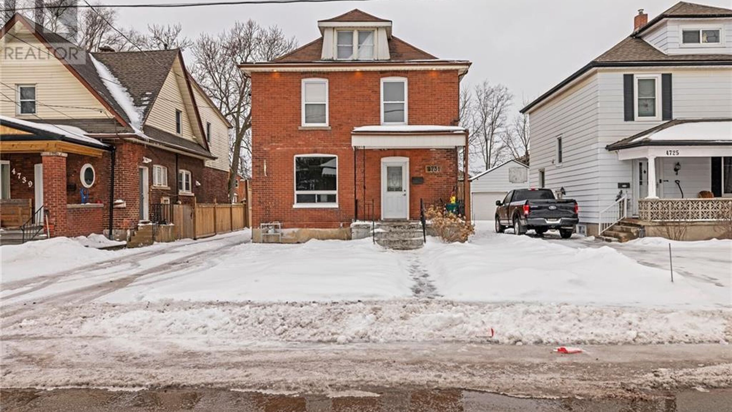 4731 THIRD Avenue Image