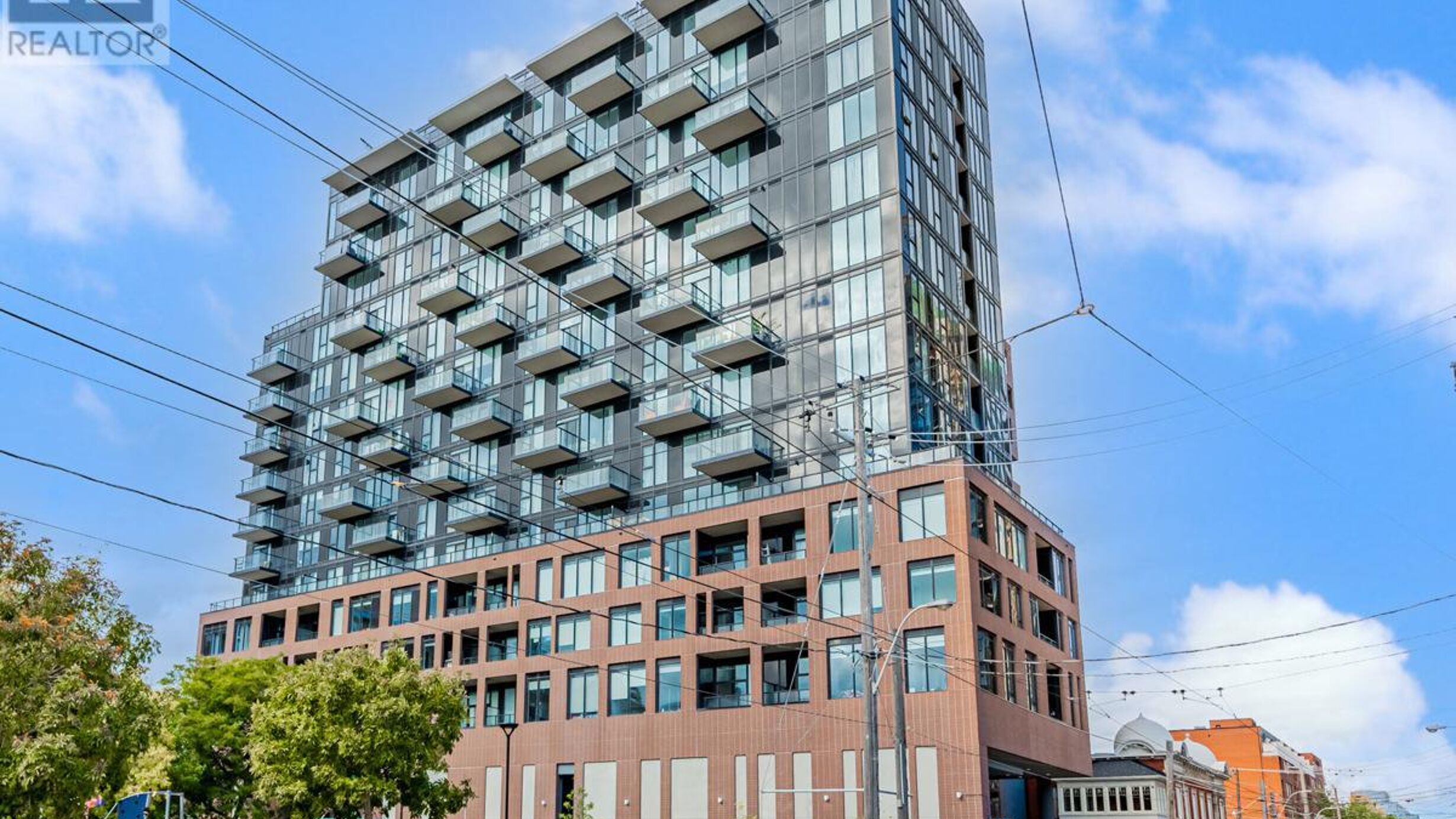 LPH12 - 270 DUFFERIN STREET Image