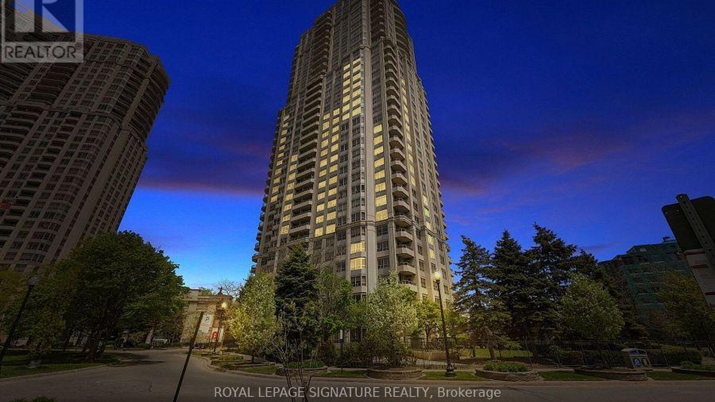 923 - 25 KINGSBRIDGE GARDEN CIRCLE Image