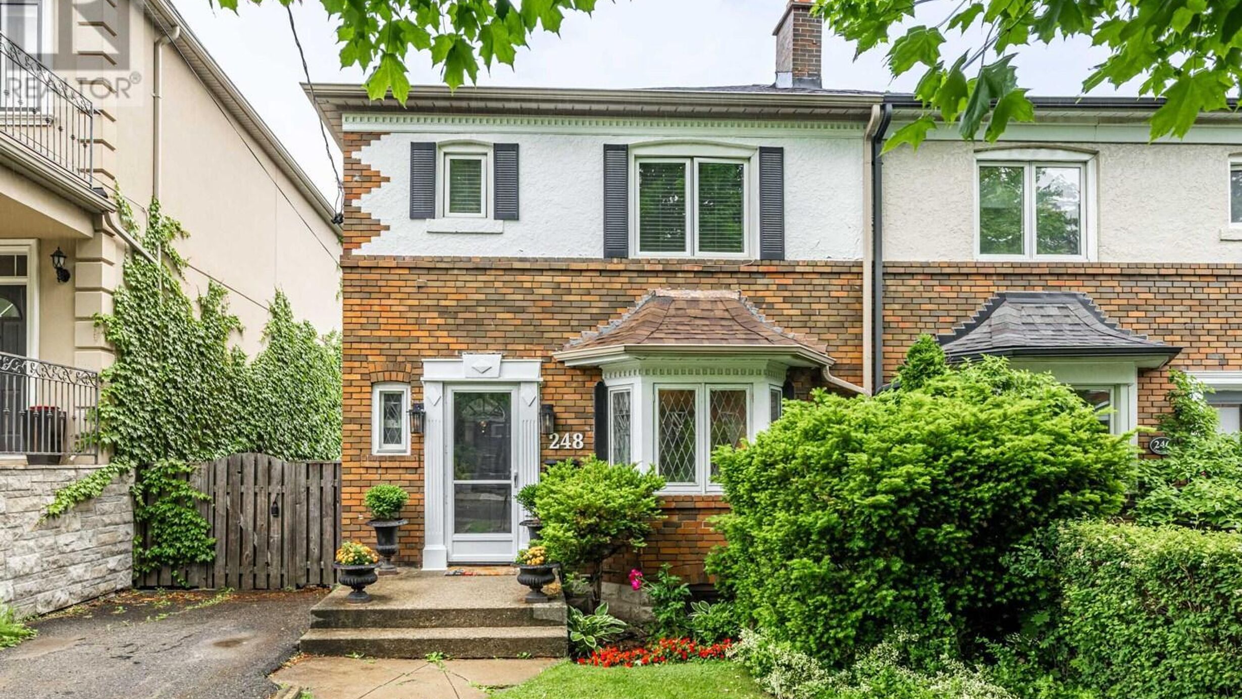 248 CASTLEFIELD AVENUE Image