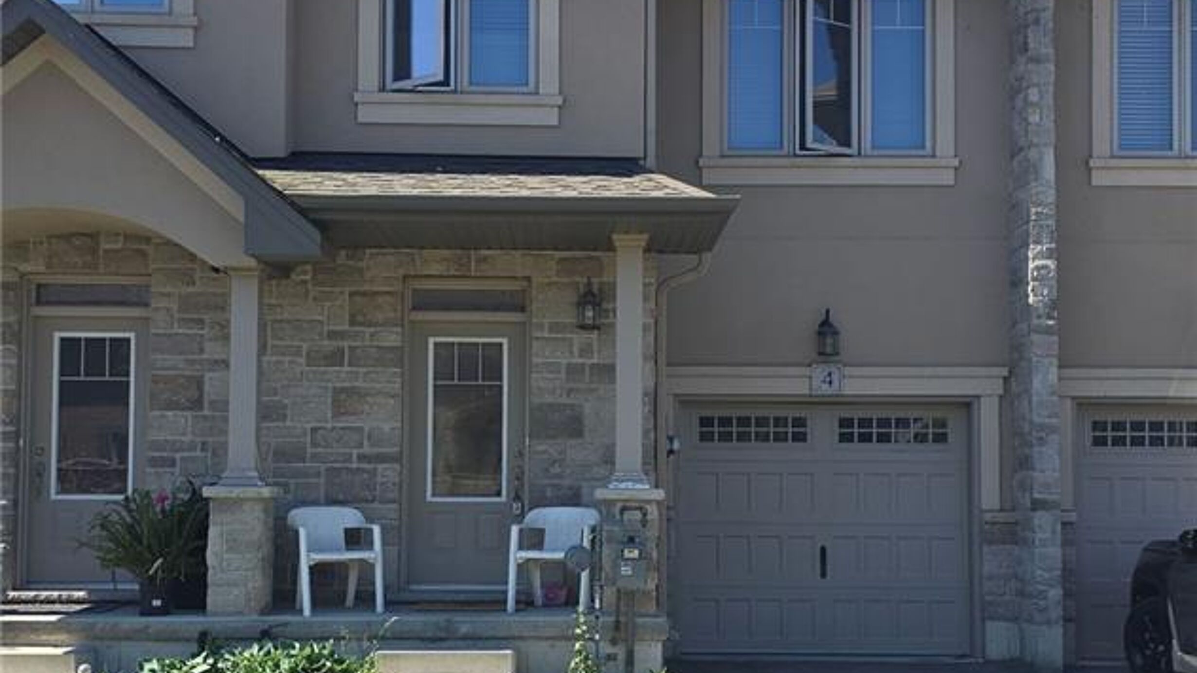 98 SHOREVIEW Place Unit# 4 Image