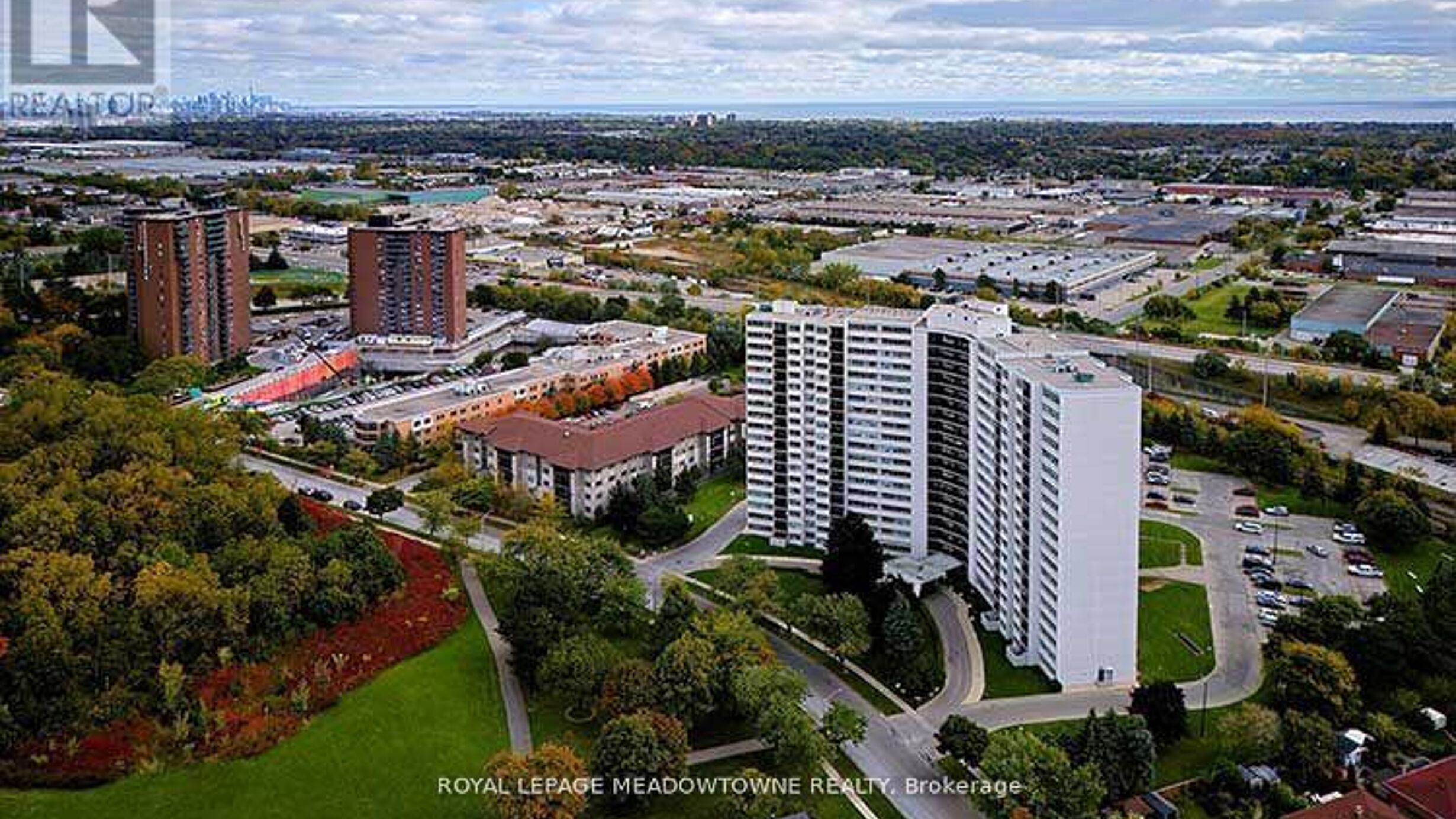 903 - 530 LOLITA GARDENS Image