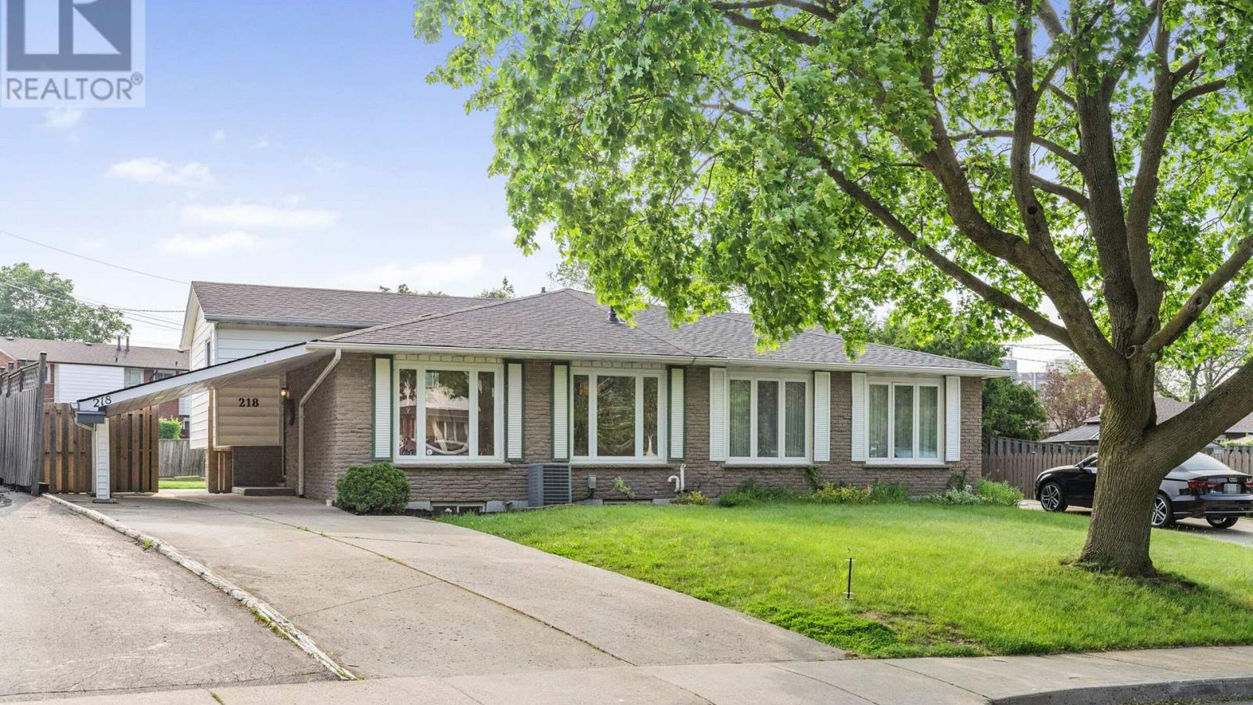 218 ST ANDREWS DRIVE Image
