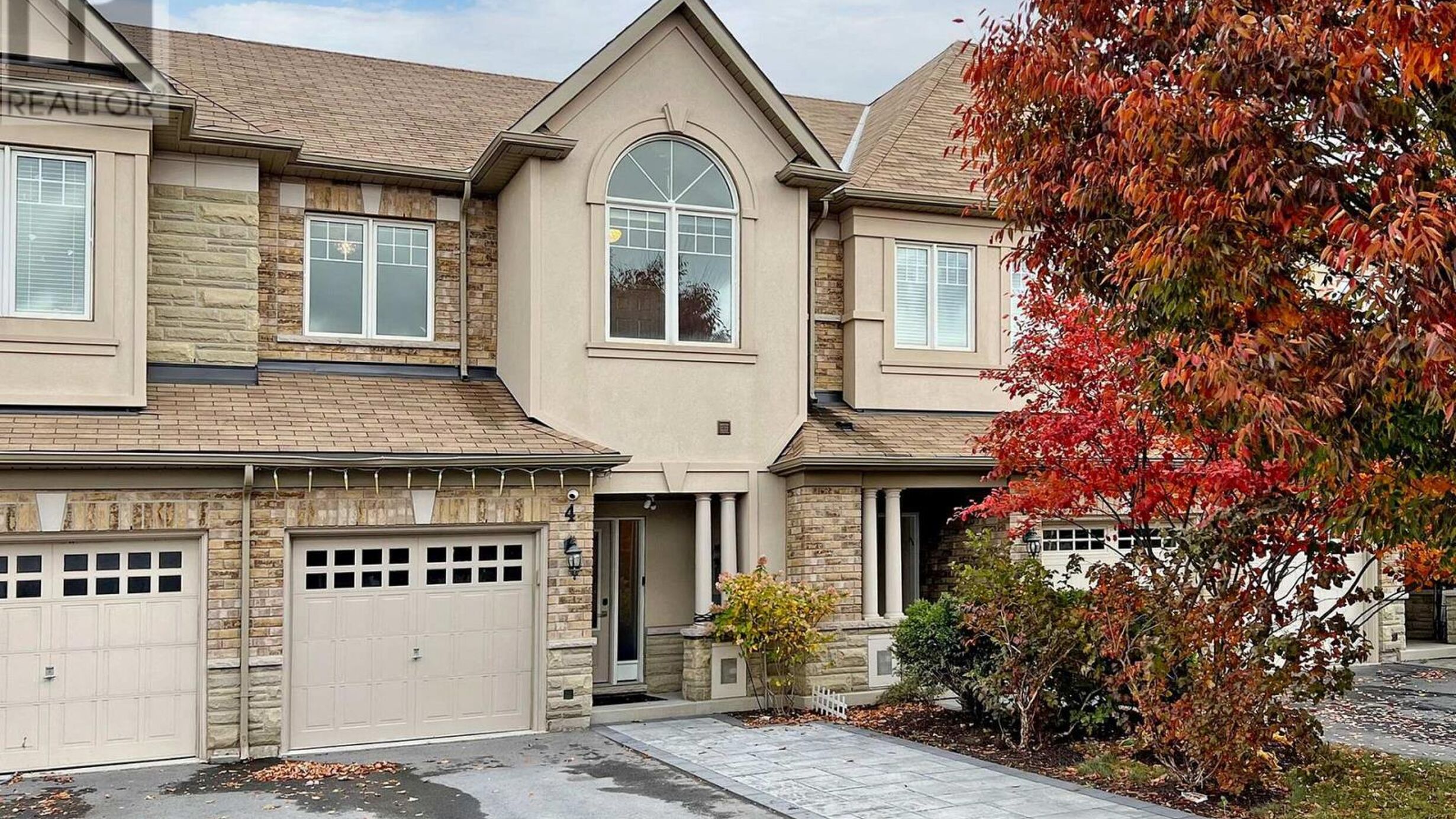 4 ELIHOF DRIVE Image