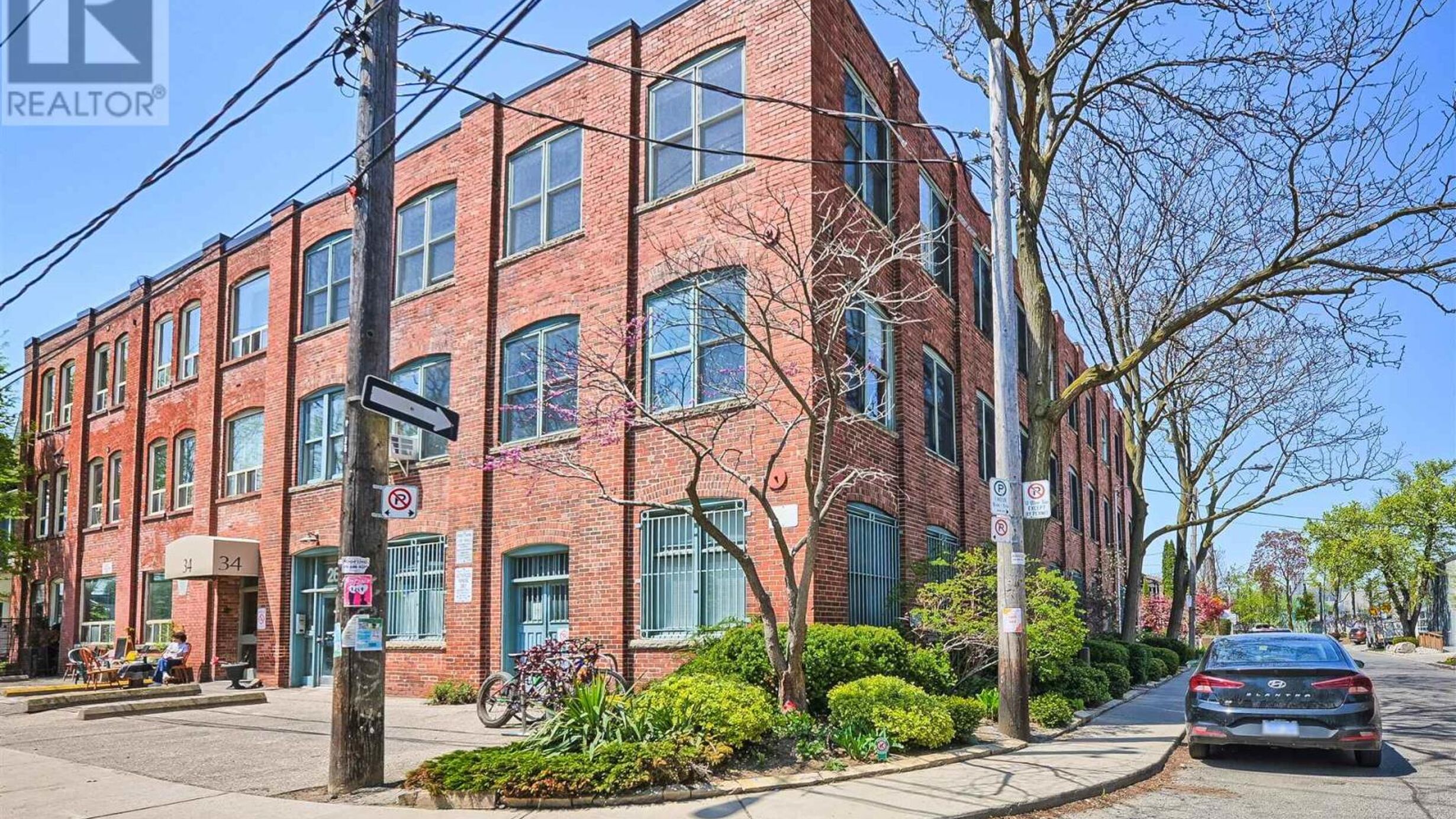 2 & 3 - 26 NOBLE STREET Image