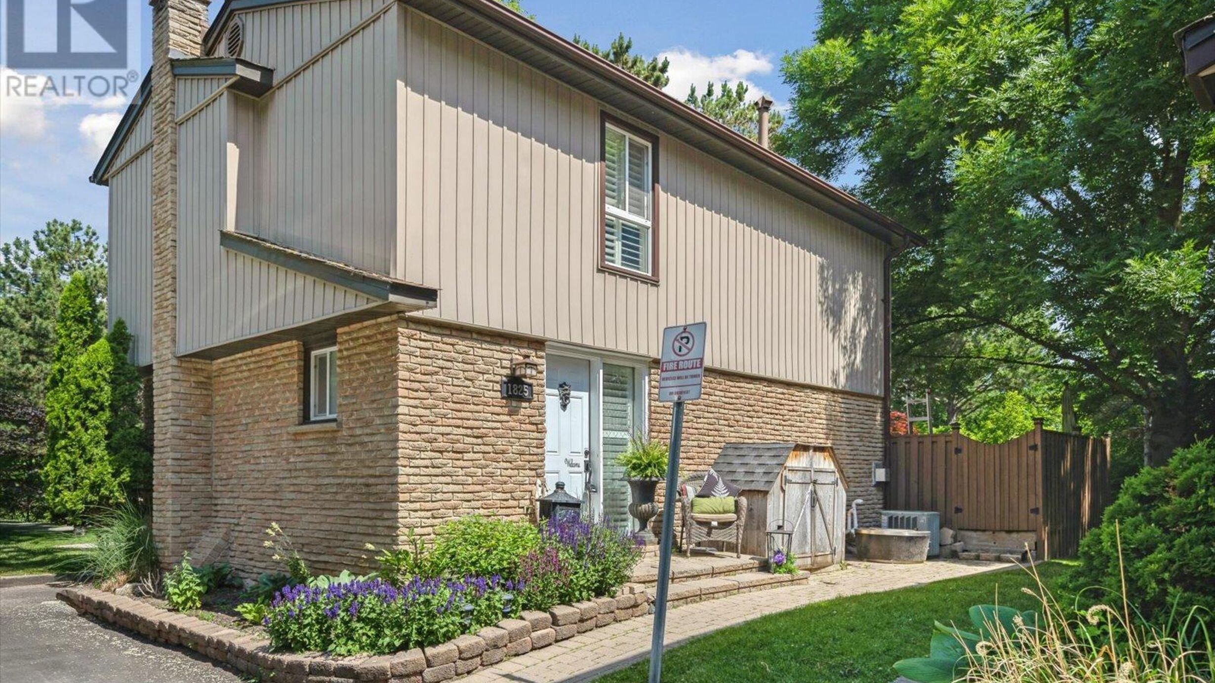 1825 HYDE MILL CRESCENT Image