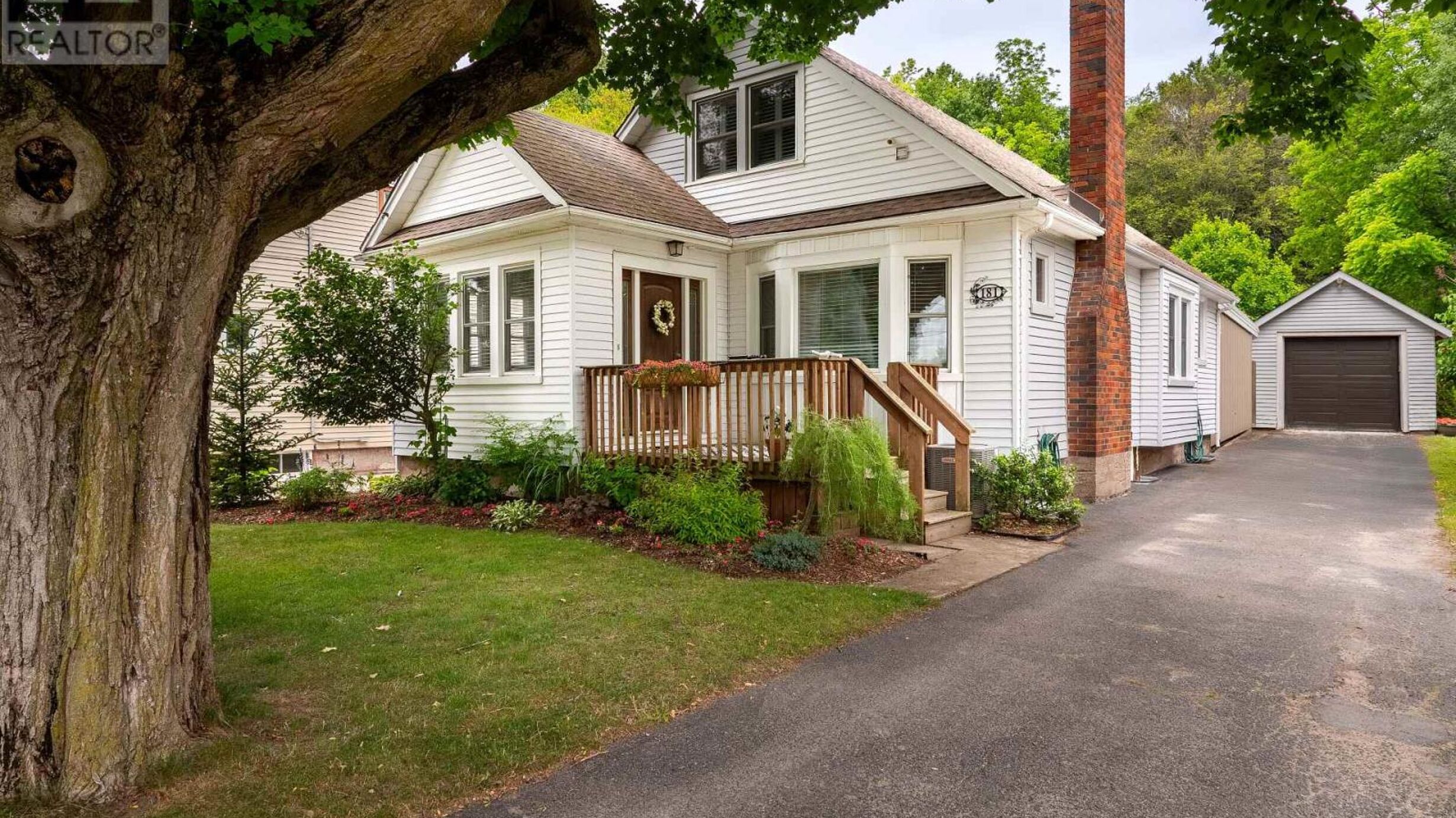 181 CANBORO ROAD N Image