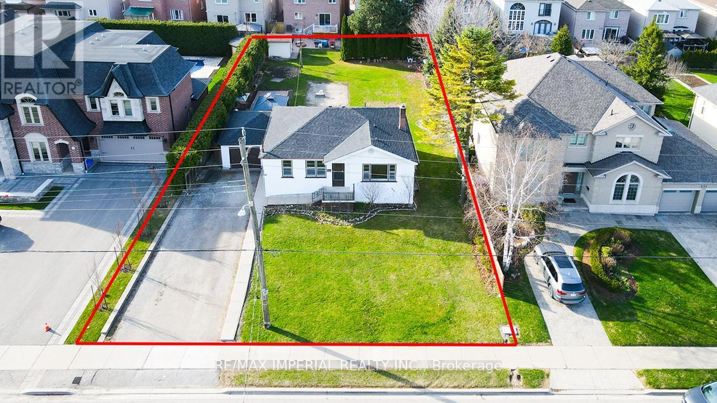 229 CRESTWOOD ROAD Image