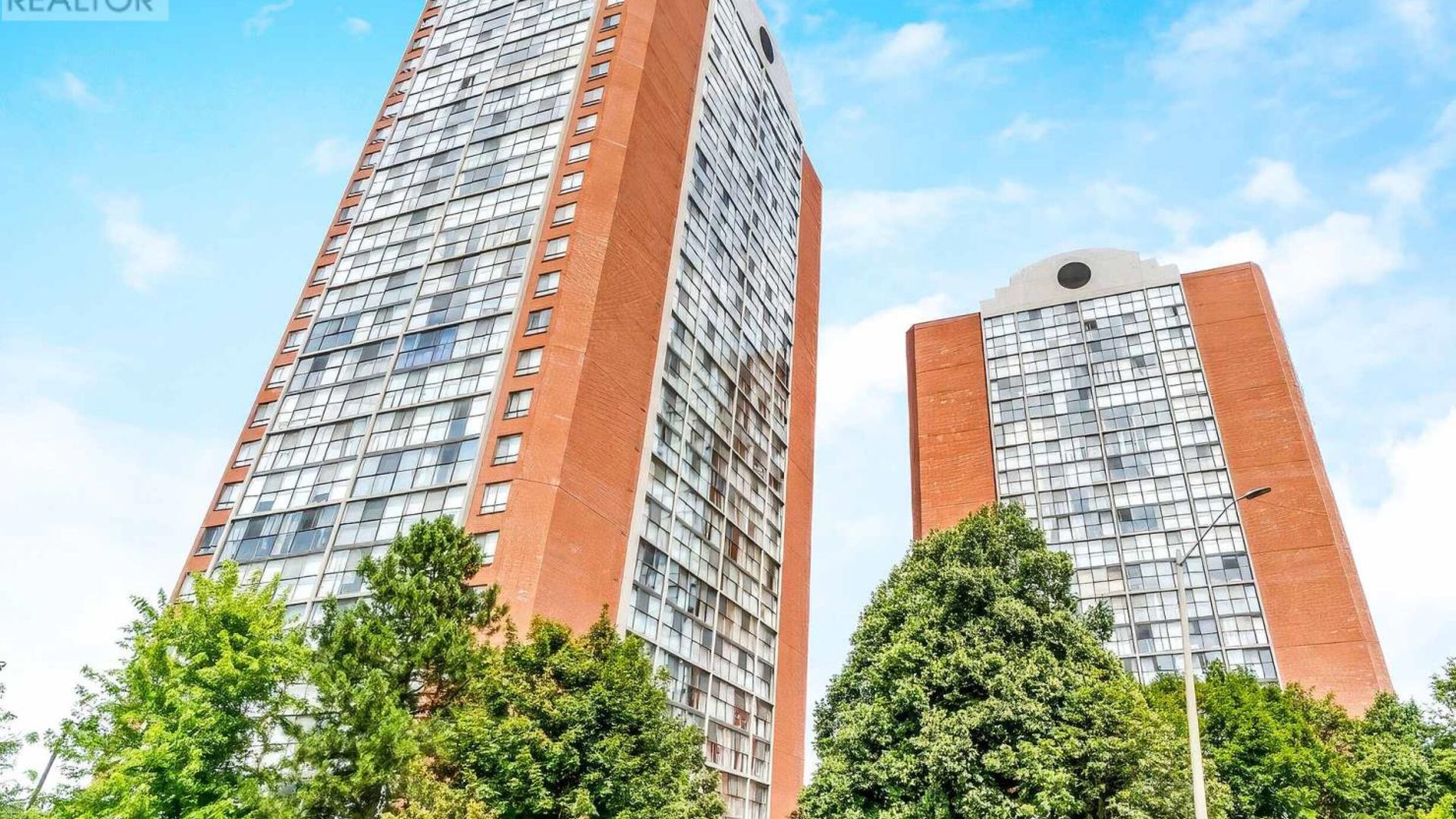 512 - 4185 SHIPP DRIVE Image