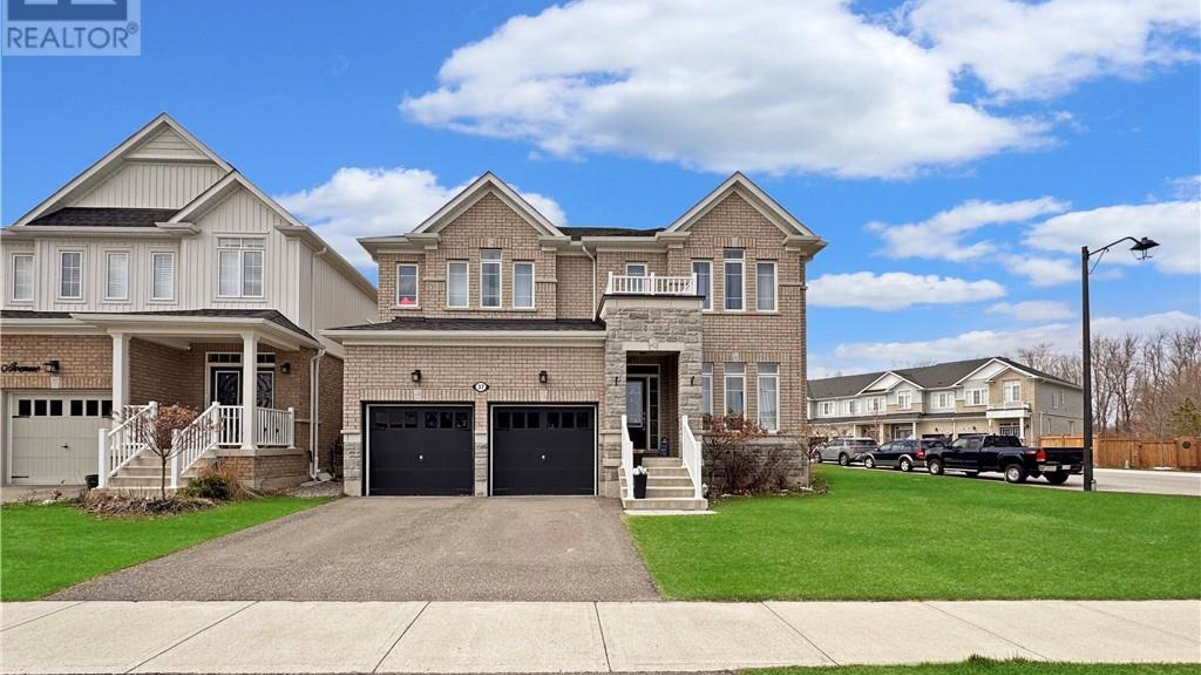 37 DRAKE Avenue Image
