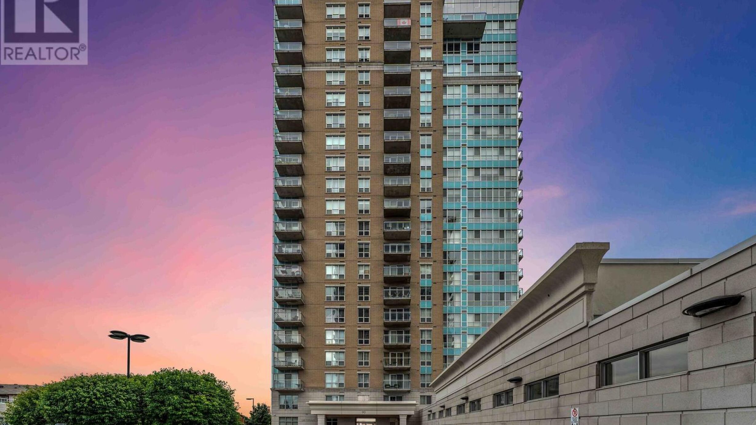 907 - 90 LANDRY STREET Image