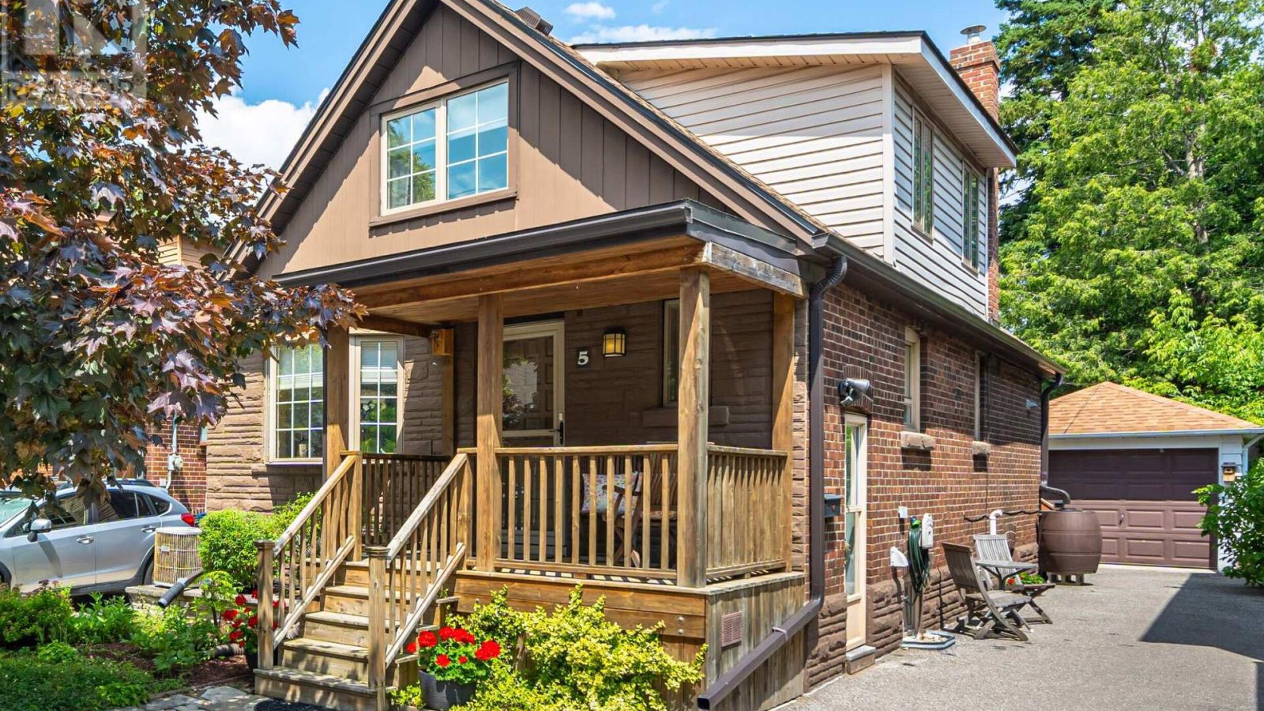 5 NORLONG BOULEVARD Image