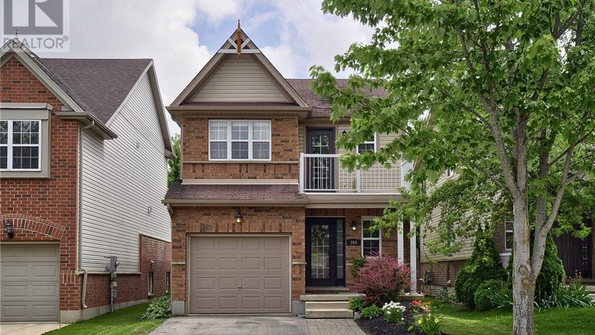 360 SAUVE Crescent Image
