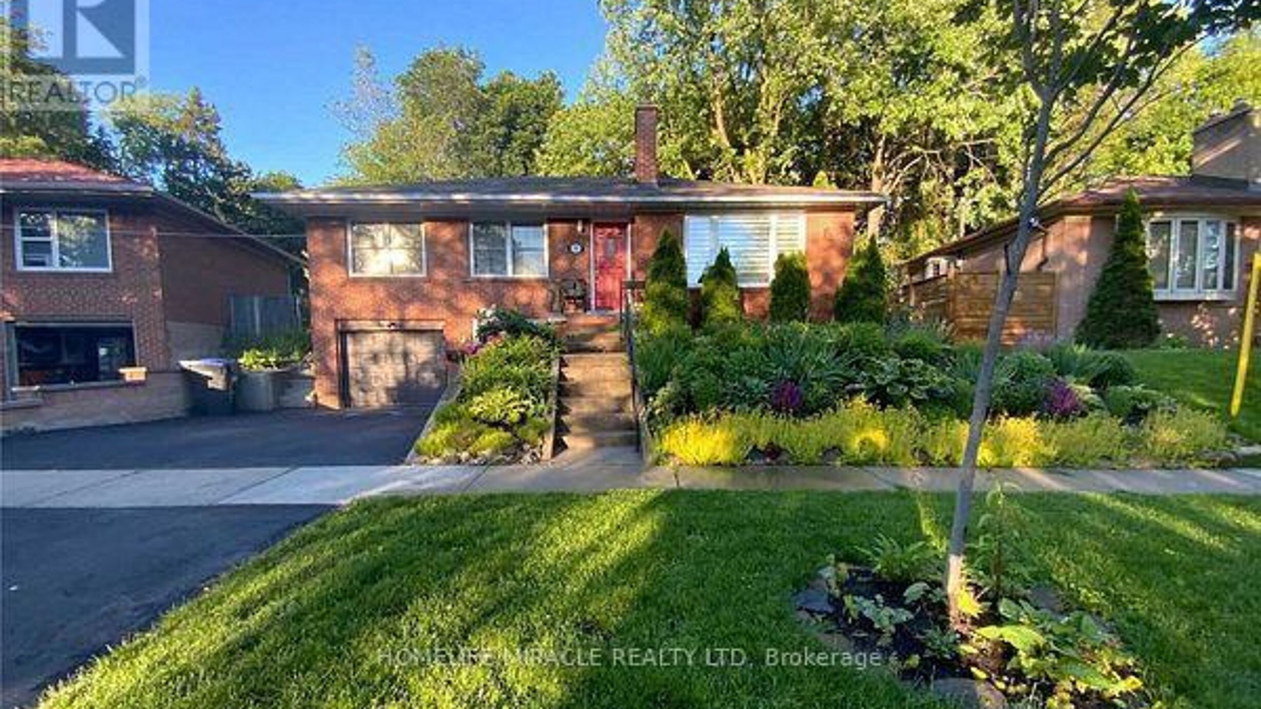 37 MEADOWLAND DRIVE Image