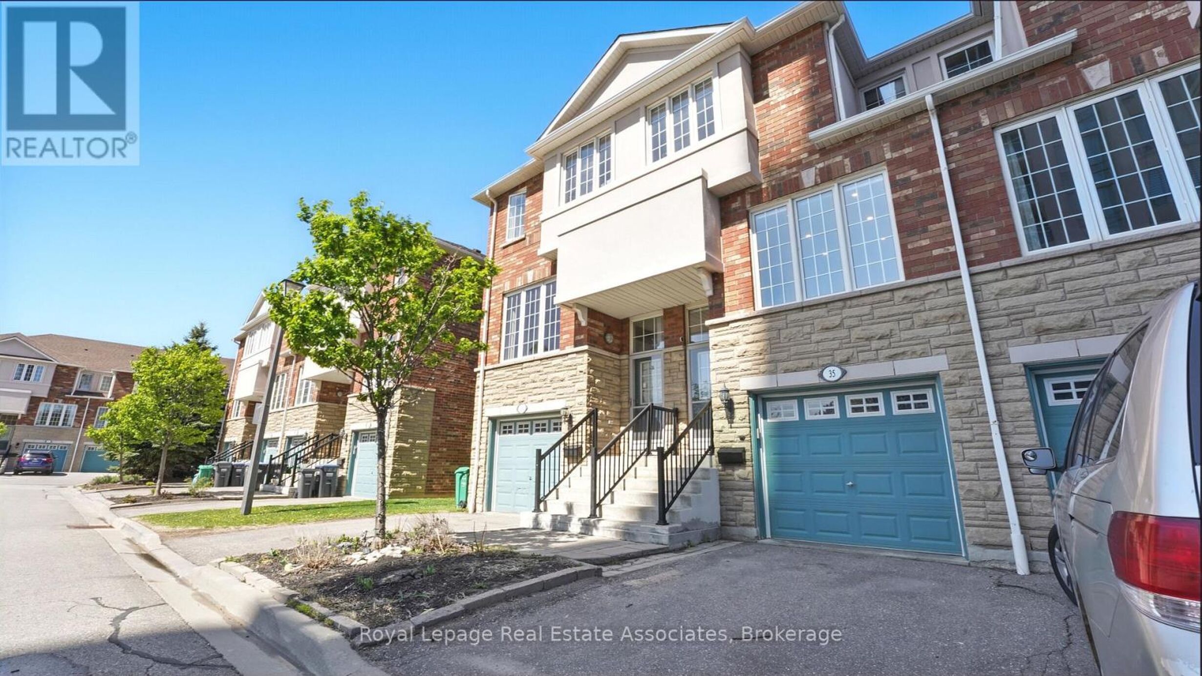 35 - 1355 RATHBURN ROAD E Image