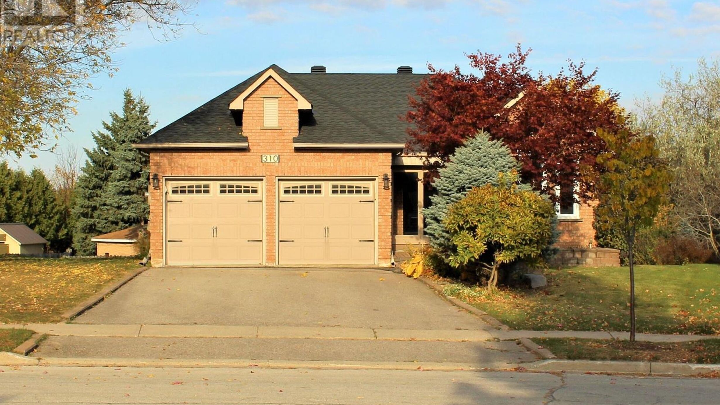 310 CHAMBERS CRESCENT Image