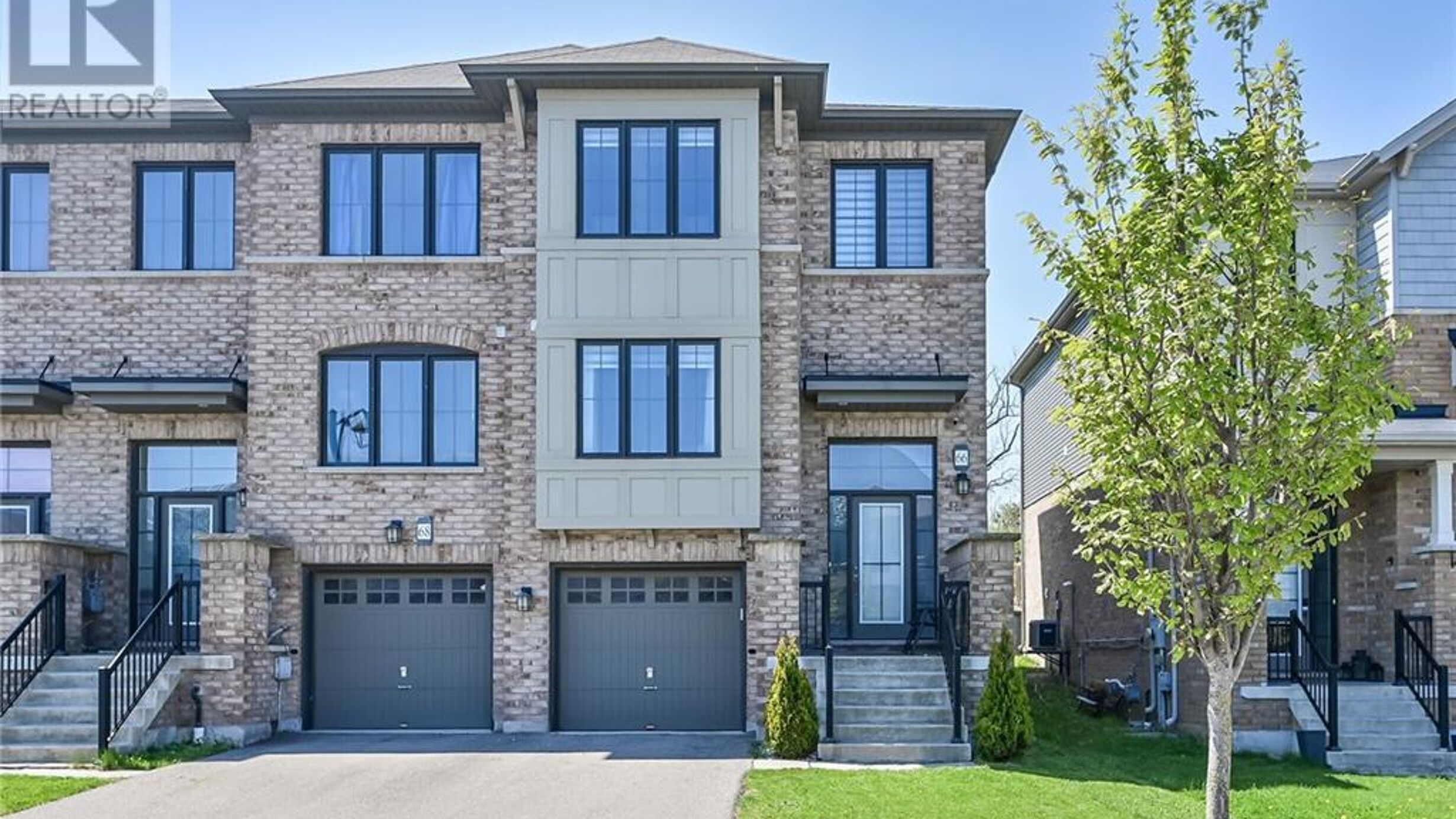 66 CRAFTER Crescent Image
