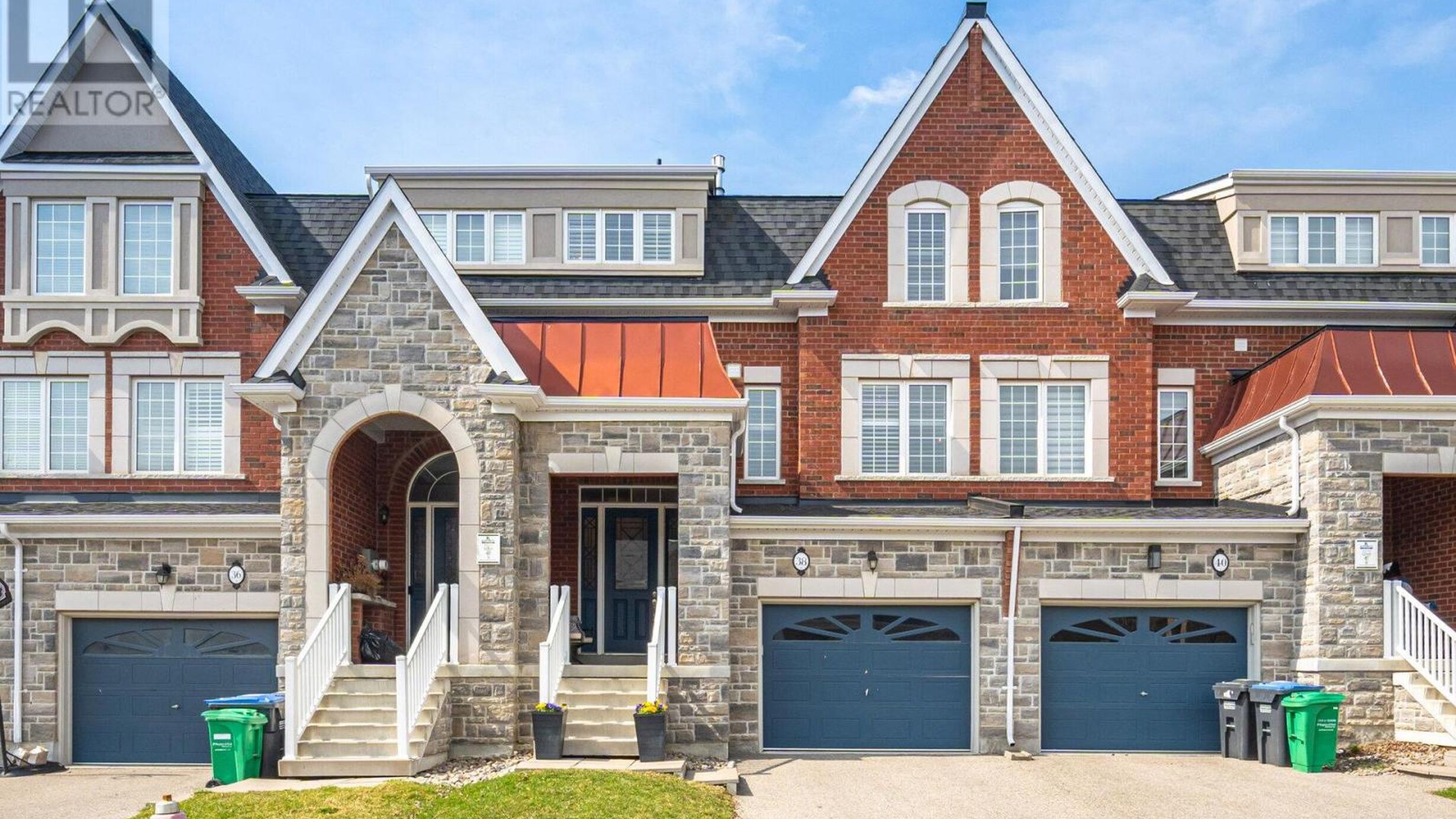38 MEADOWCREEK ROAD Image