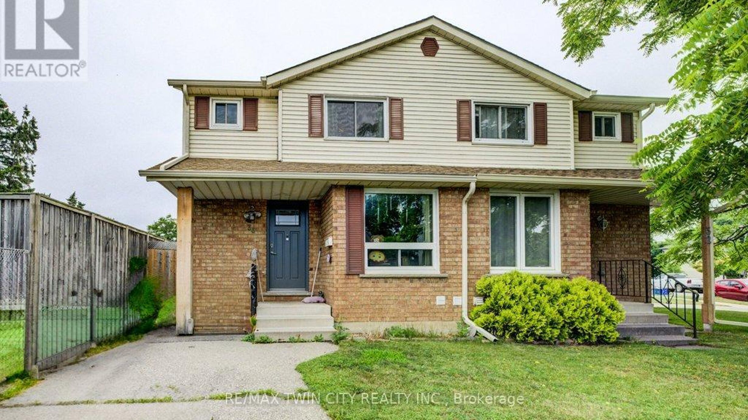 30 JANSEN AVENUE Image