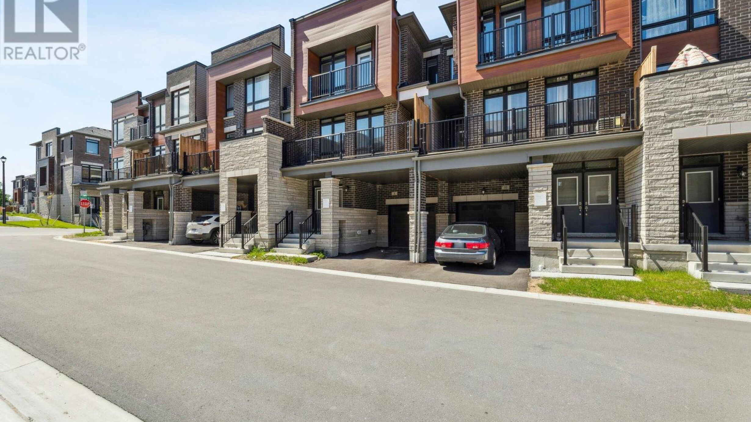 8 COPPINI LANE Image