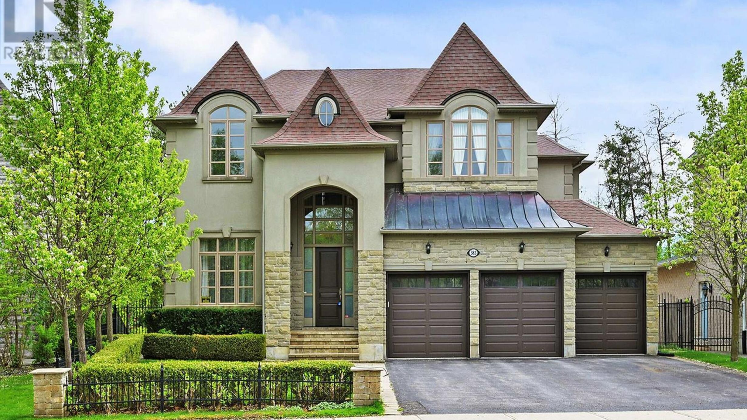 383 PARADELLE DRIVE Image