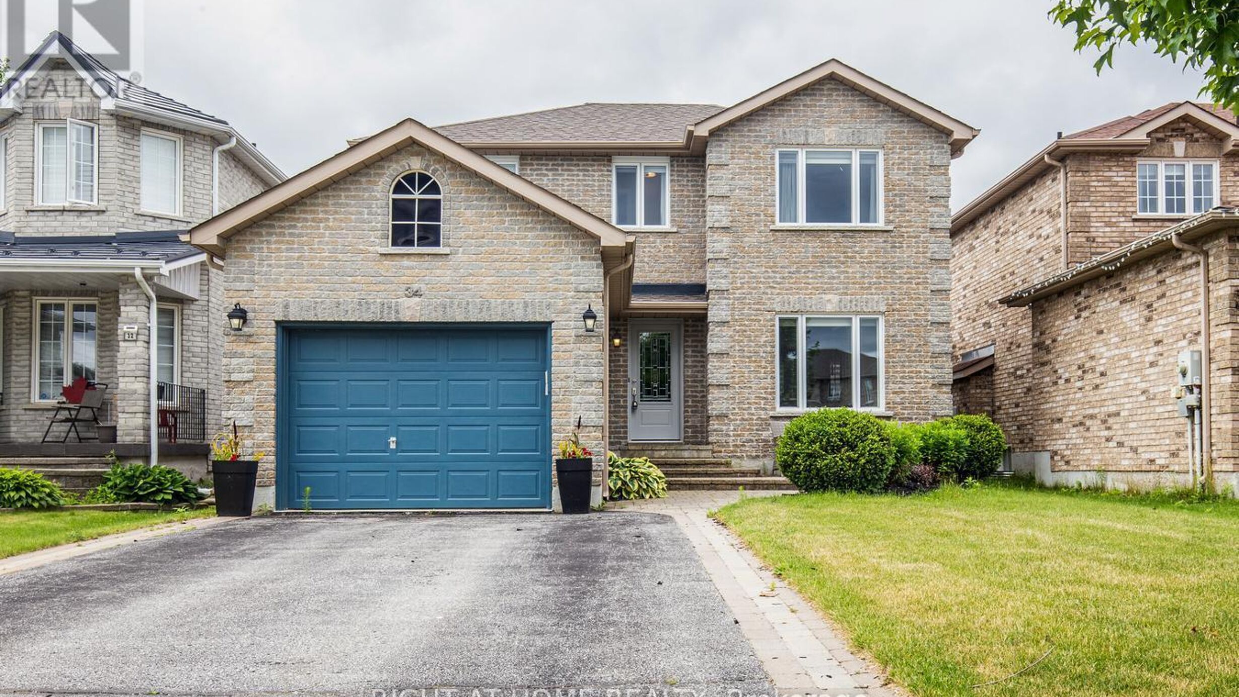 34 LANG DRIVE Image