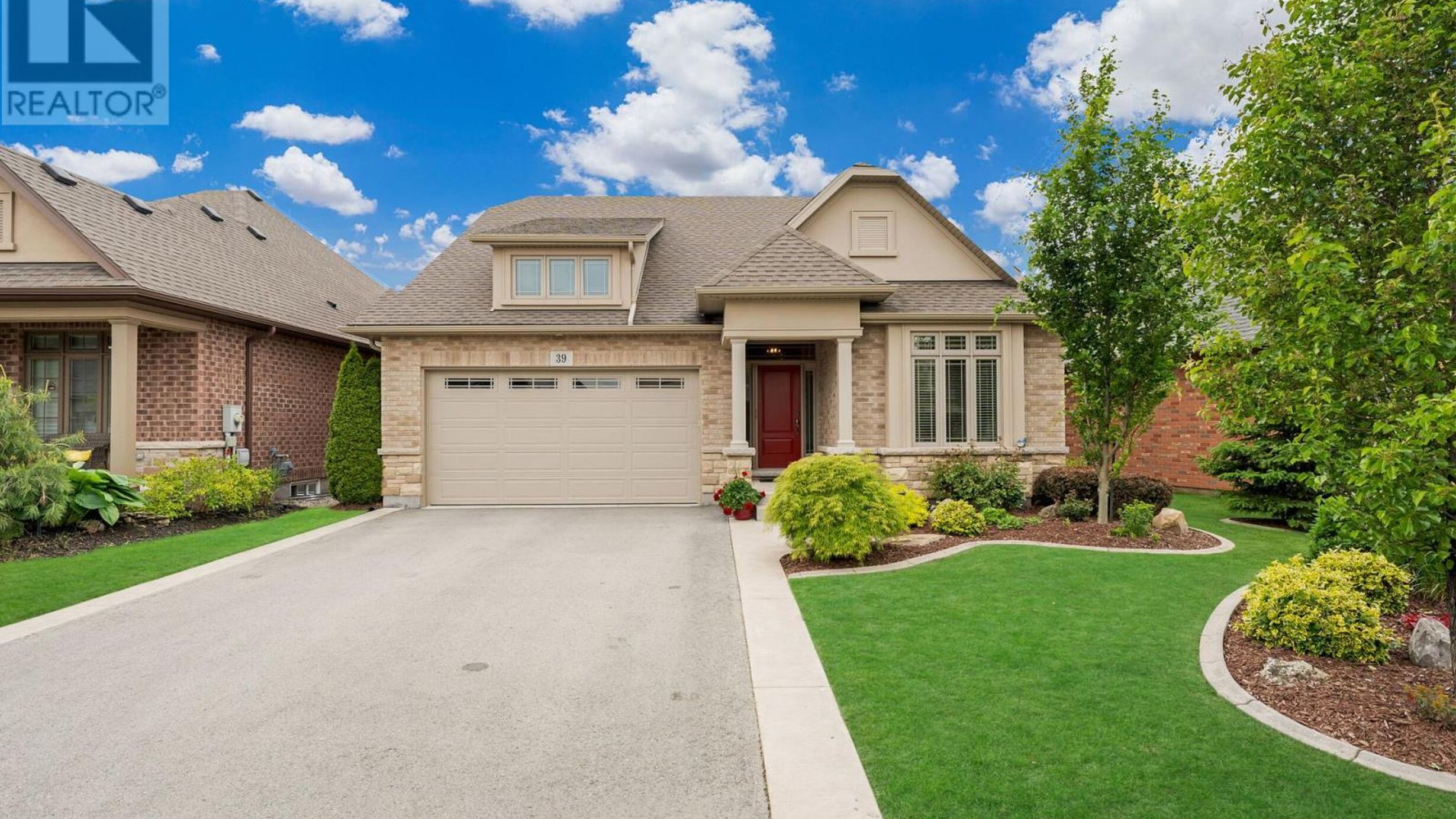 39 BERWICK TRAIL Image