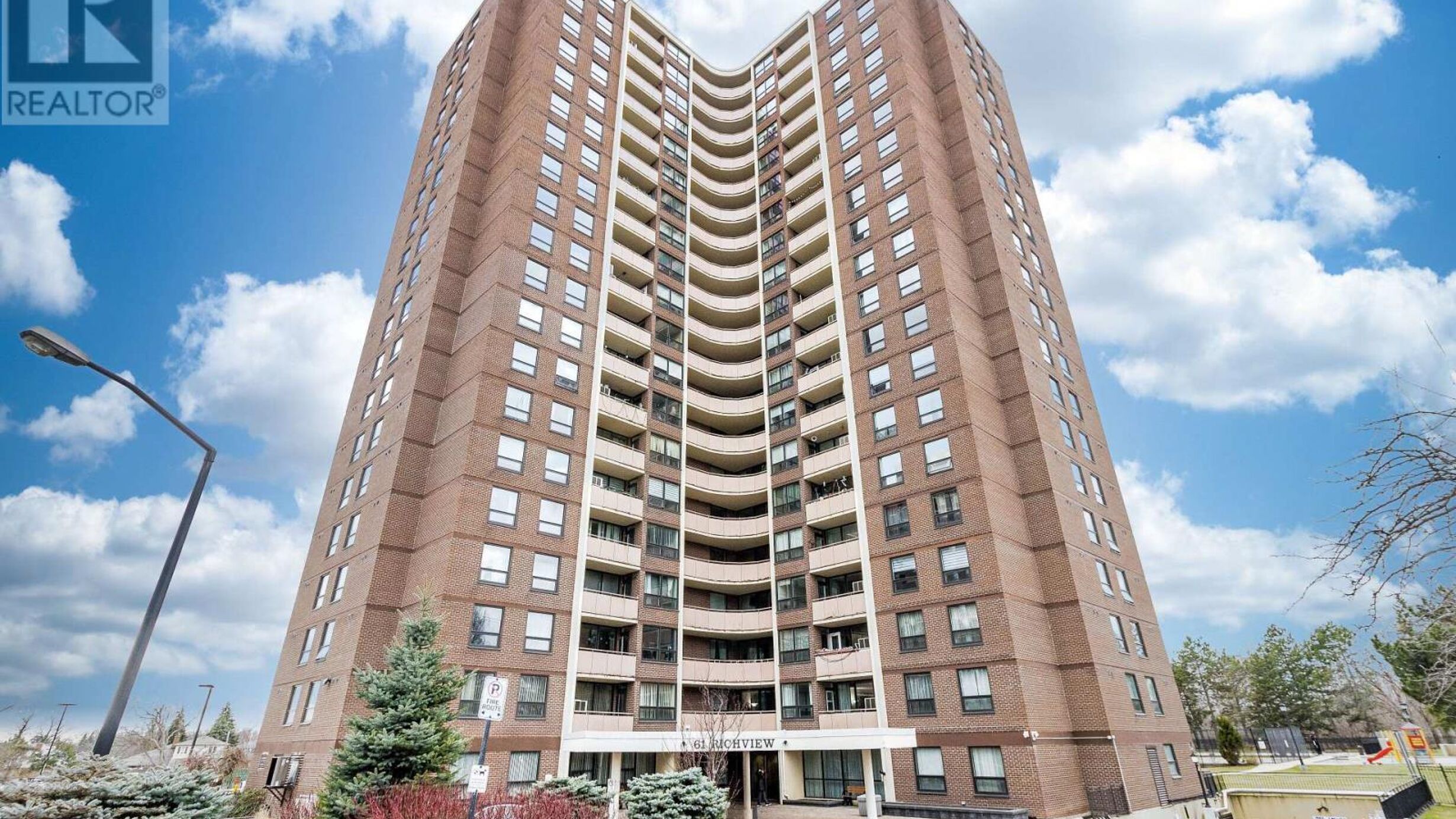 406 - 61 RICHVIEW ROAD Image