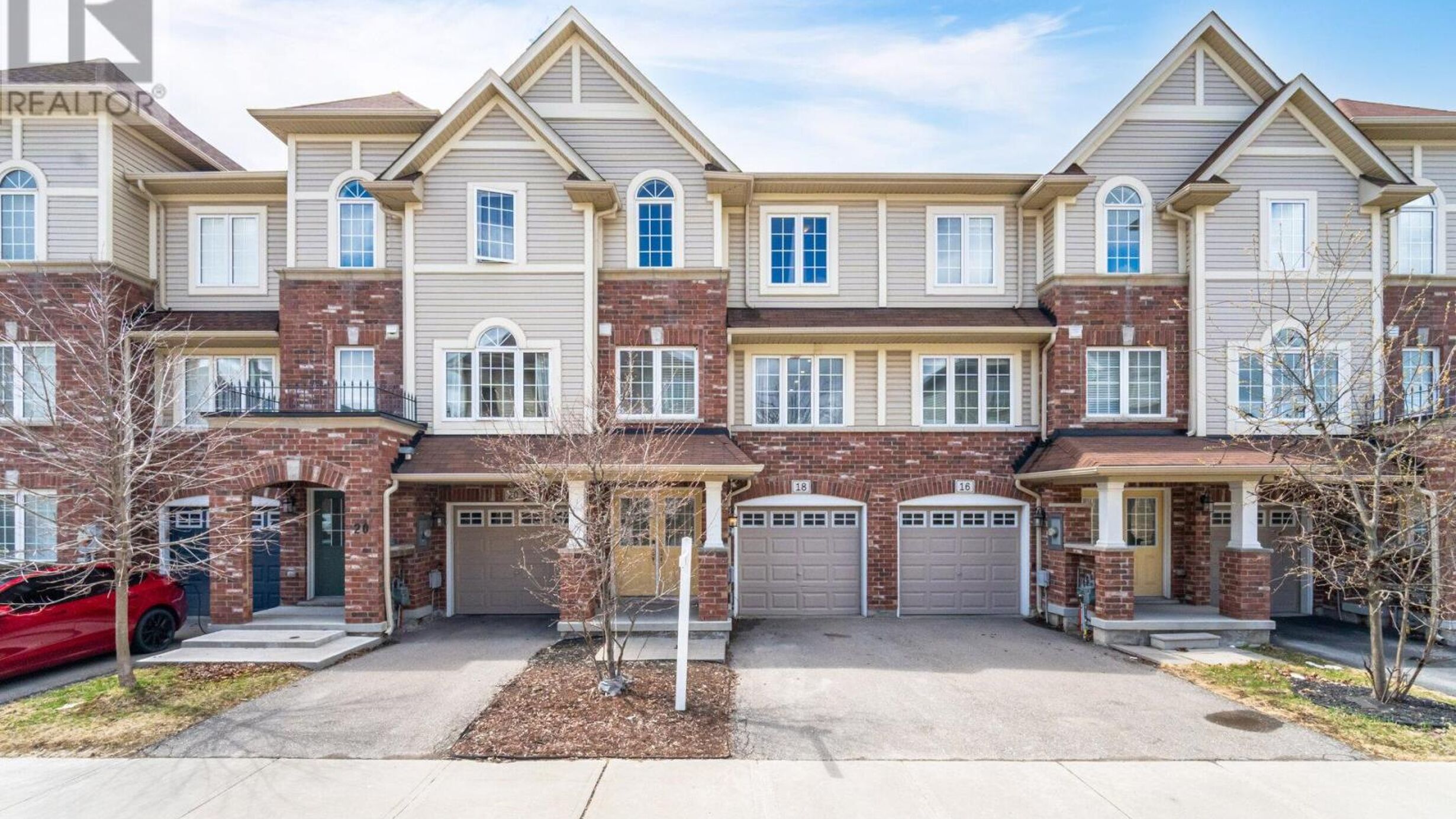 18 KENRIDGE TERRACE Image