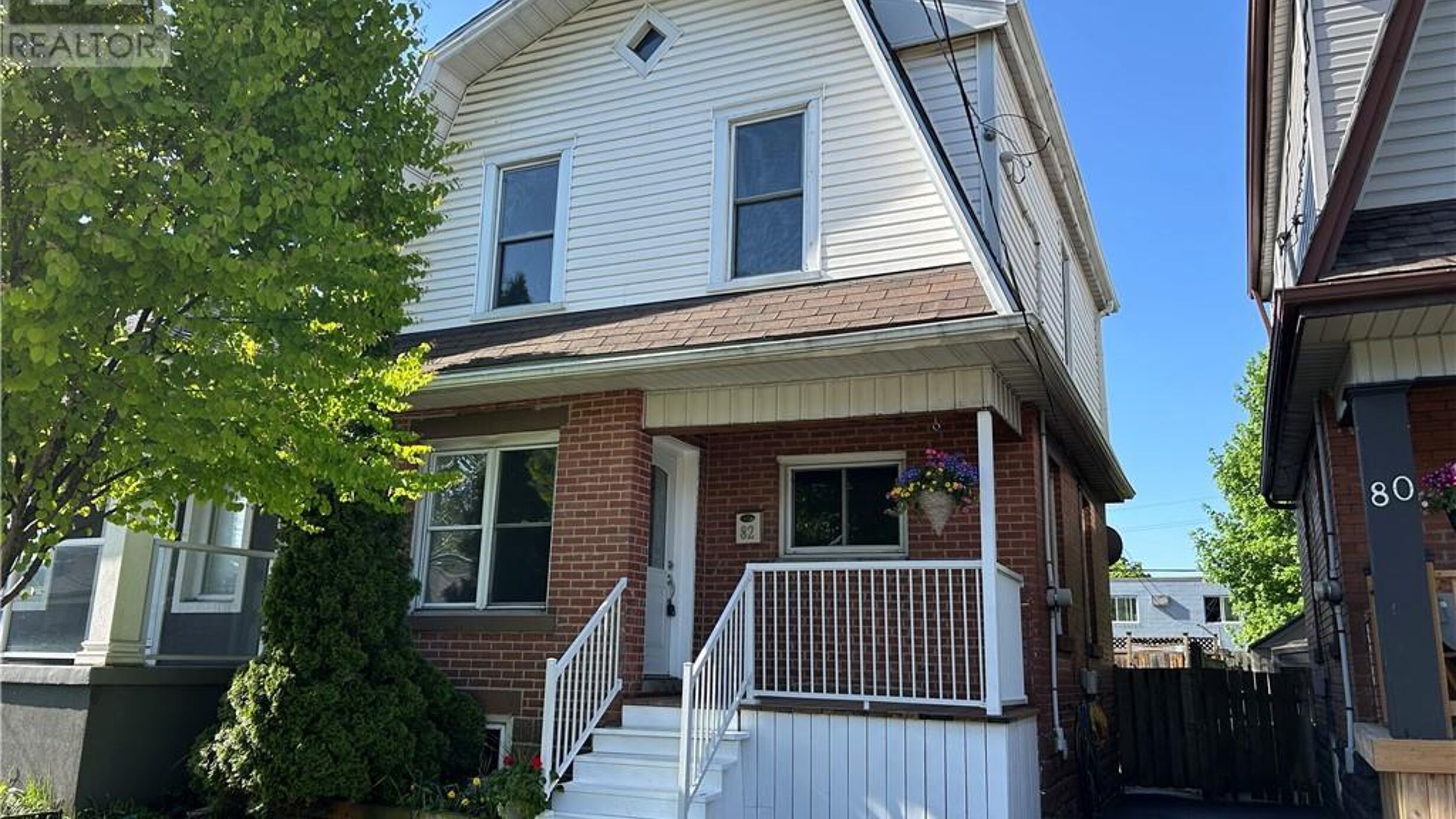 82 ALPINE Avenue Image