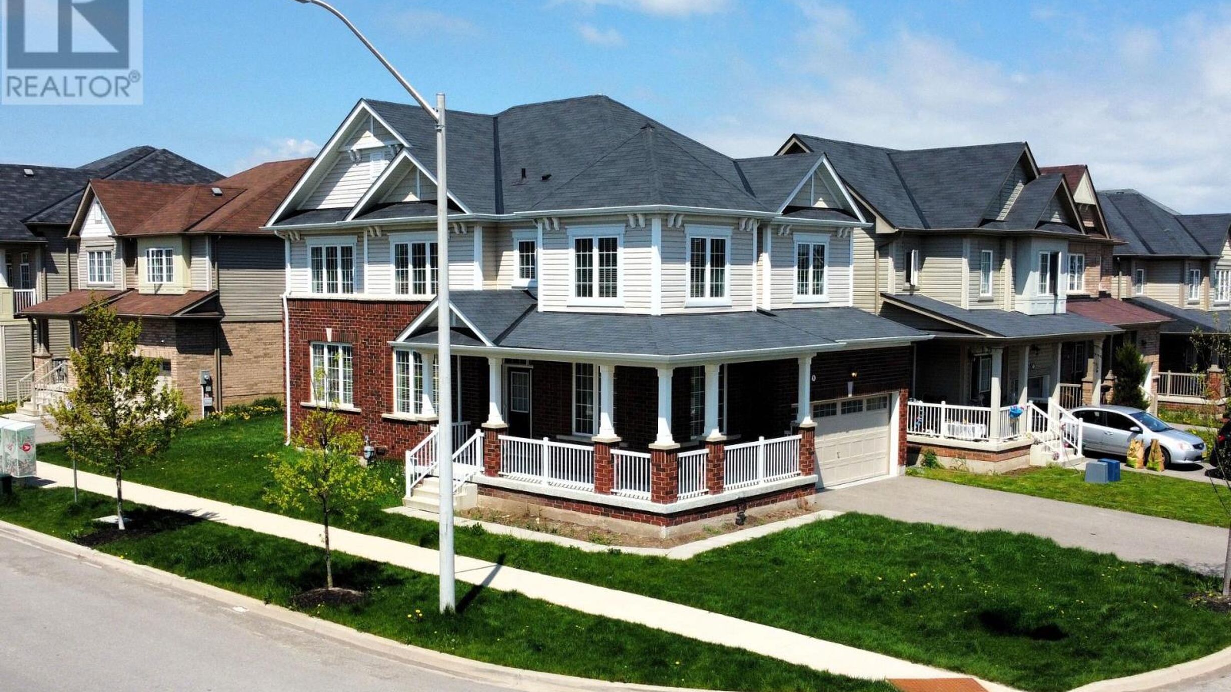 9 LEGACY LANE Image