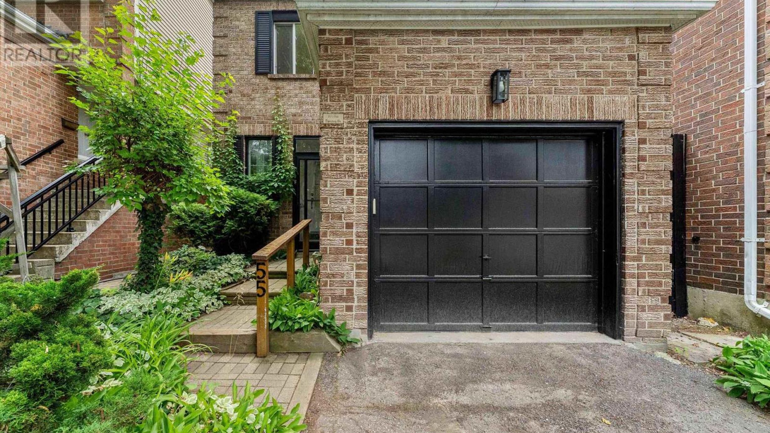 55 THORNBURY CIRCLE Image