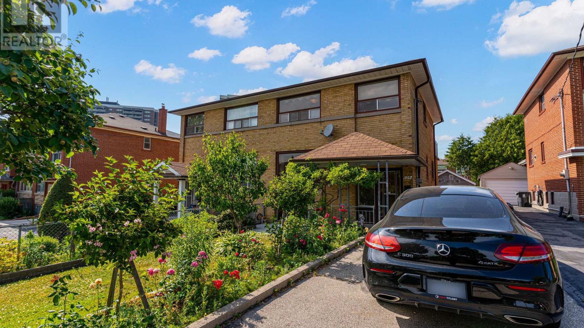 124 CLAIRTON CRESCENT Image