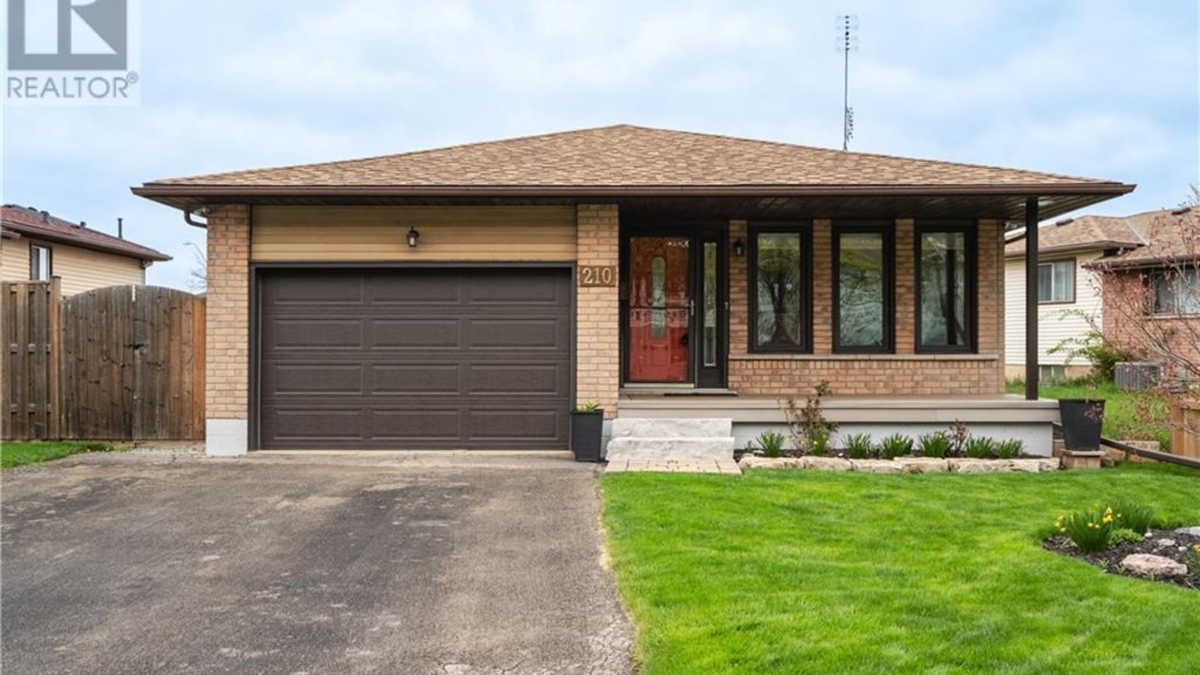 210 CLIFTON DOWNS Road Image